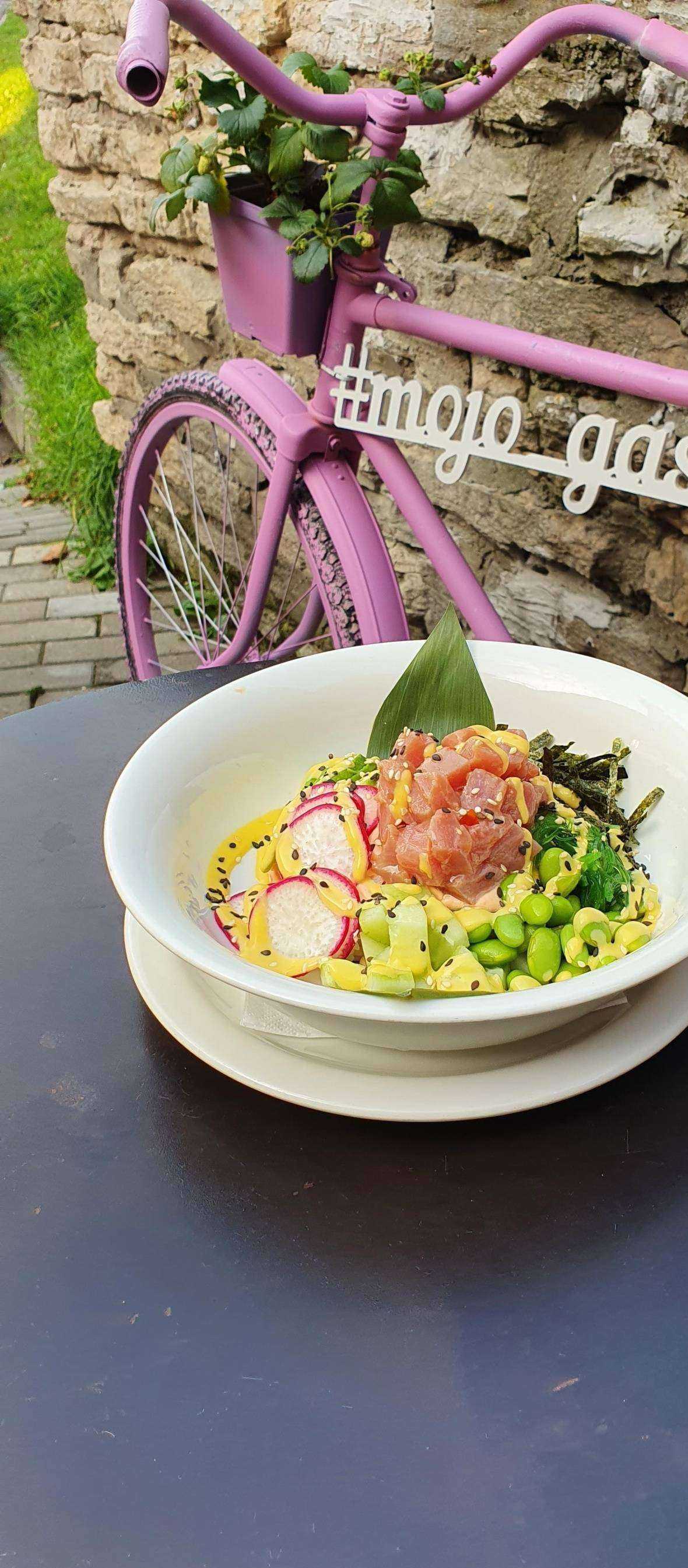 Отзывы на компанию Mojo gastrobar в Пскове c фото