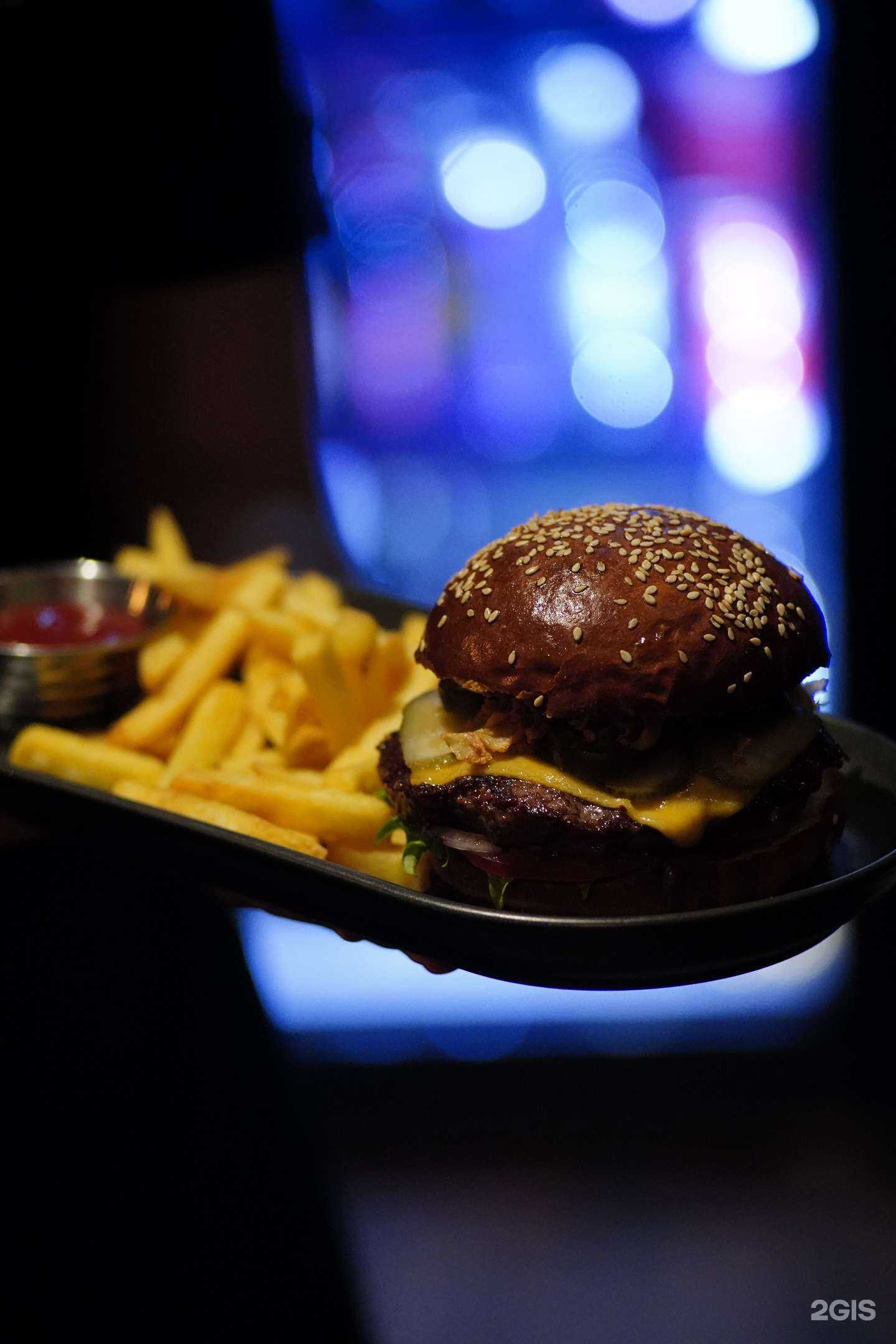 Отзывы на компанию Big apple pub в Тюмени c фото