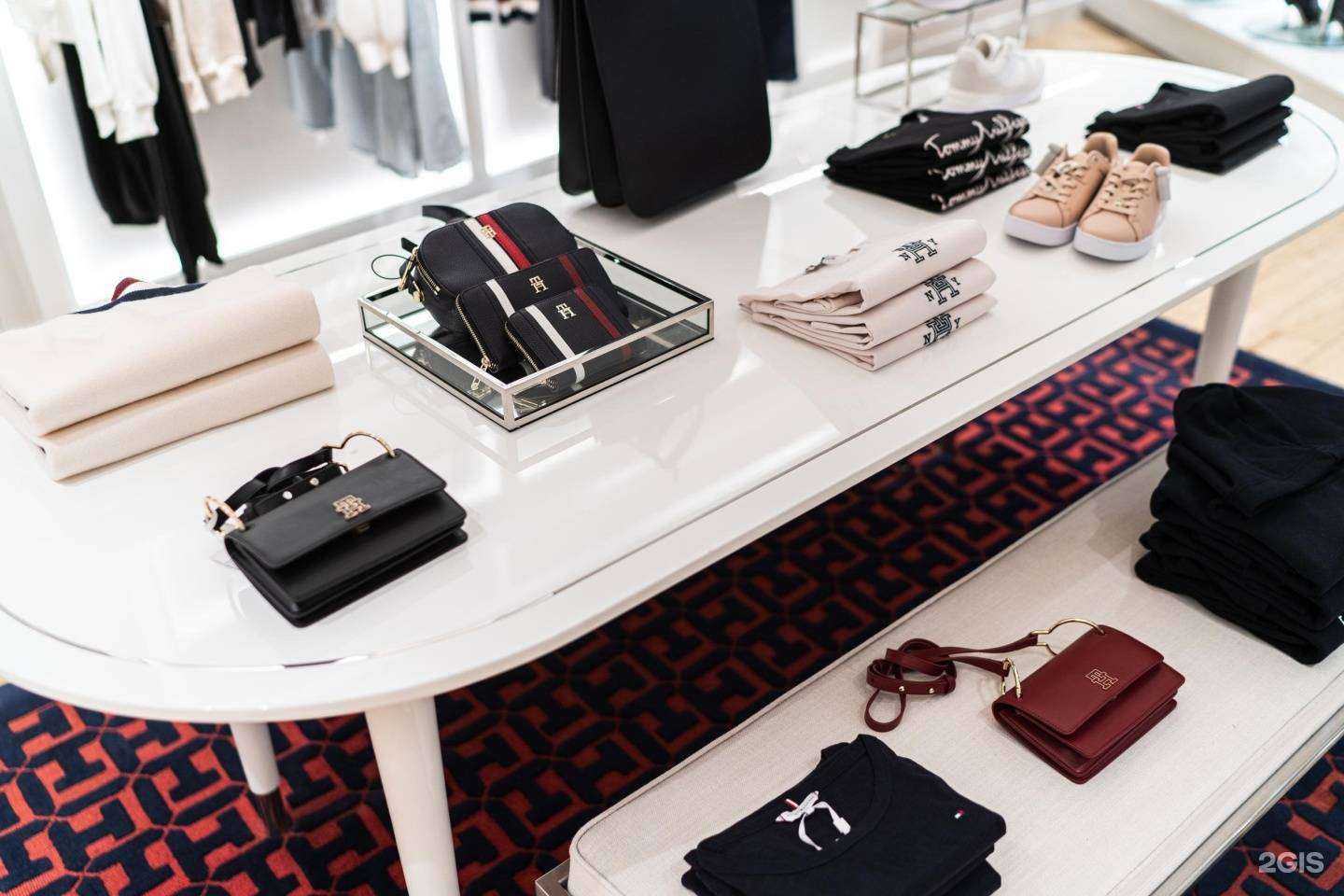 Отзывы на компанию Tommy Hilfiger в Калининграде c фото