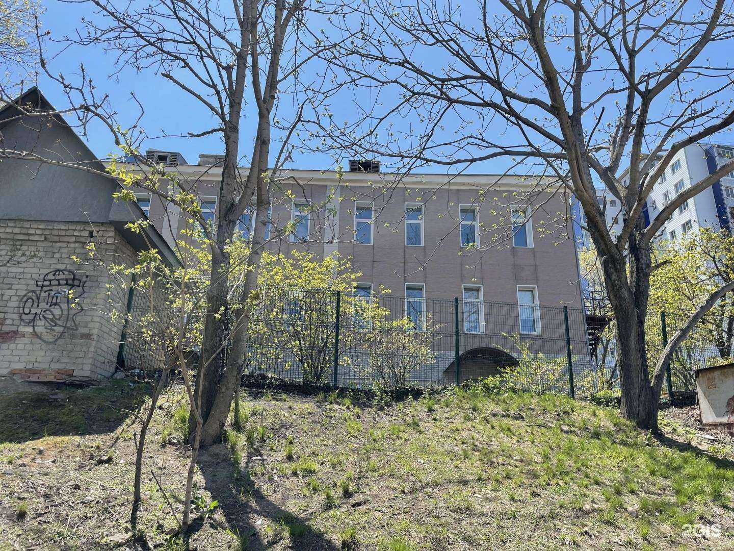 Отзывы на компанию Детская художественная школа №3 в Владивостоке c фото - фотография 2 из 2