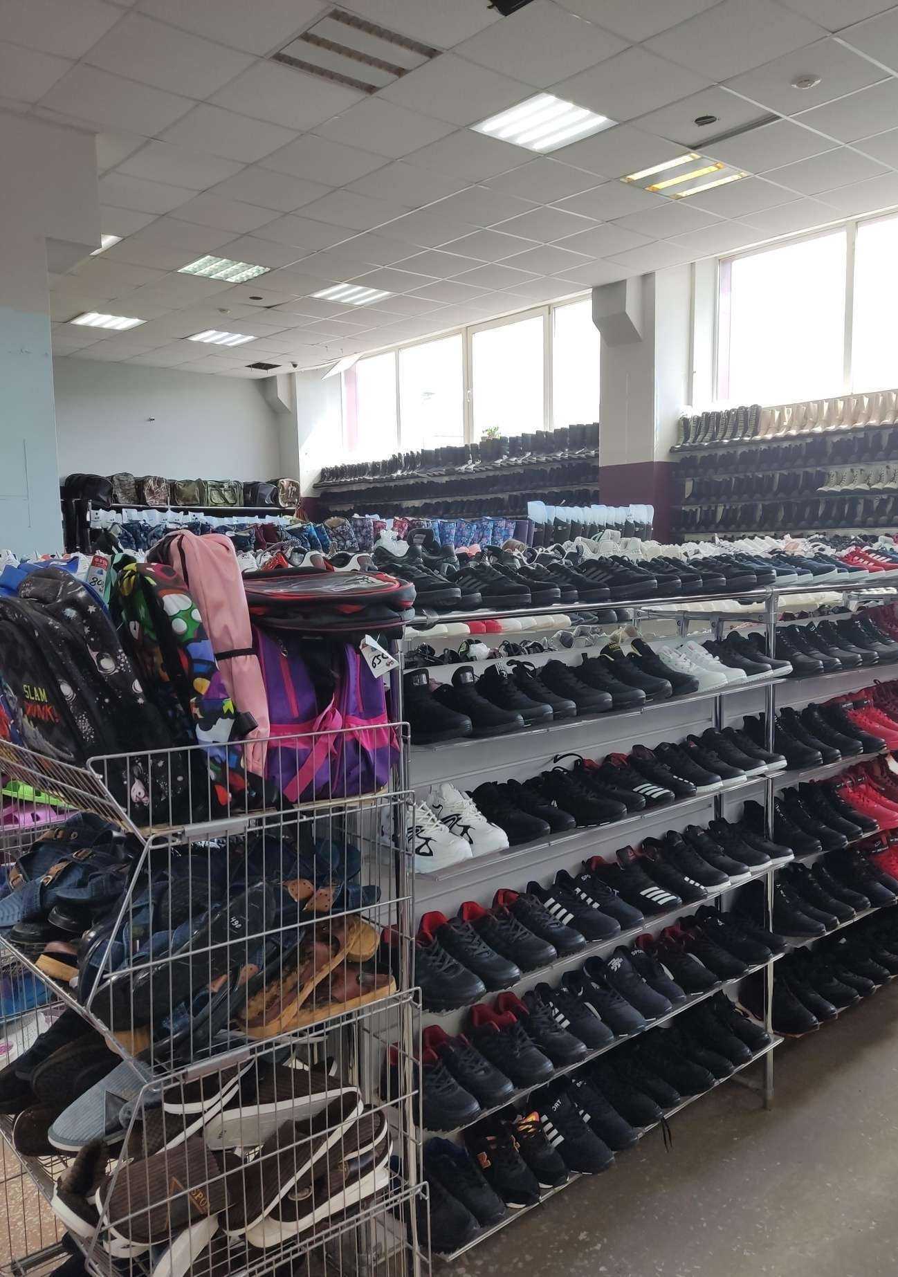 Отзывы на компанию Магазин одежды и обуви в Добрянке c фото