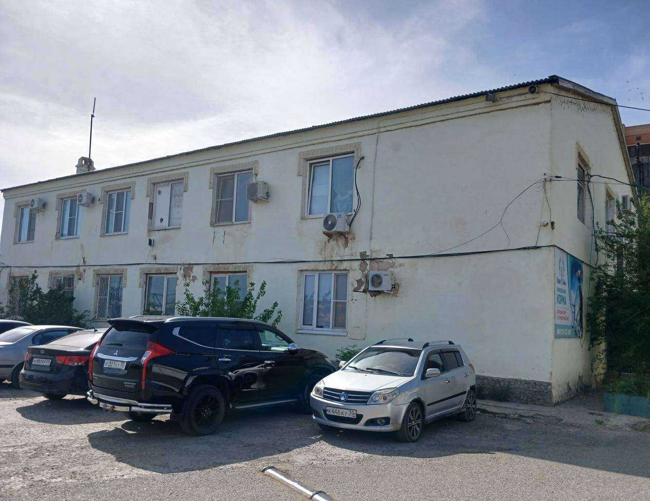 Отзывы на компанию Школа маникюра и педикюра в Астрахани c фото - фотография 2 из 2