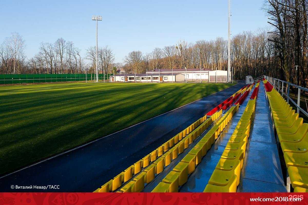 Отзывы на компанию Спортивная школа №5 по футболу в Калининграде c фото