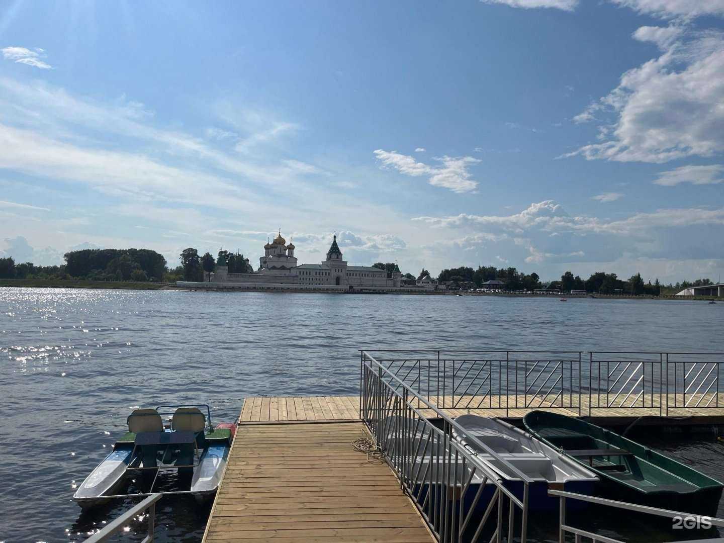 Отзывы на компанию Пункт по проката лодок и катамаранов в Костроме c фото