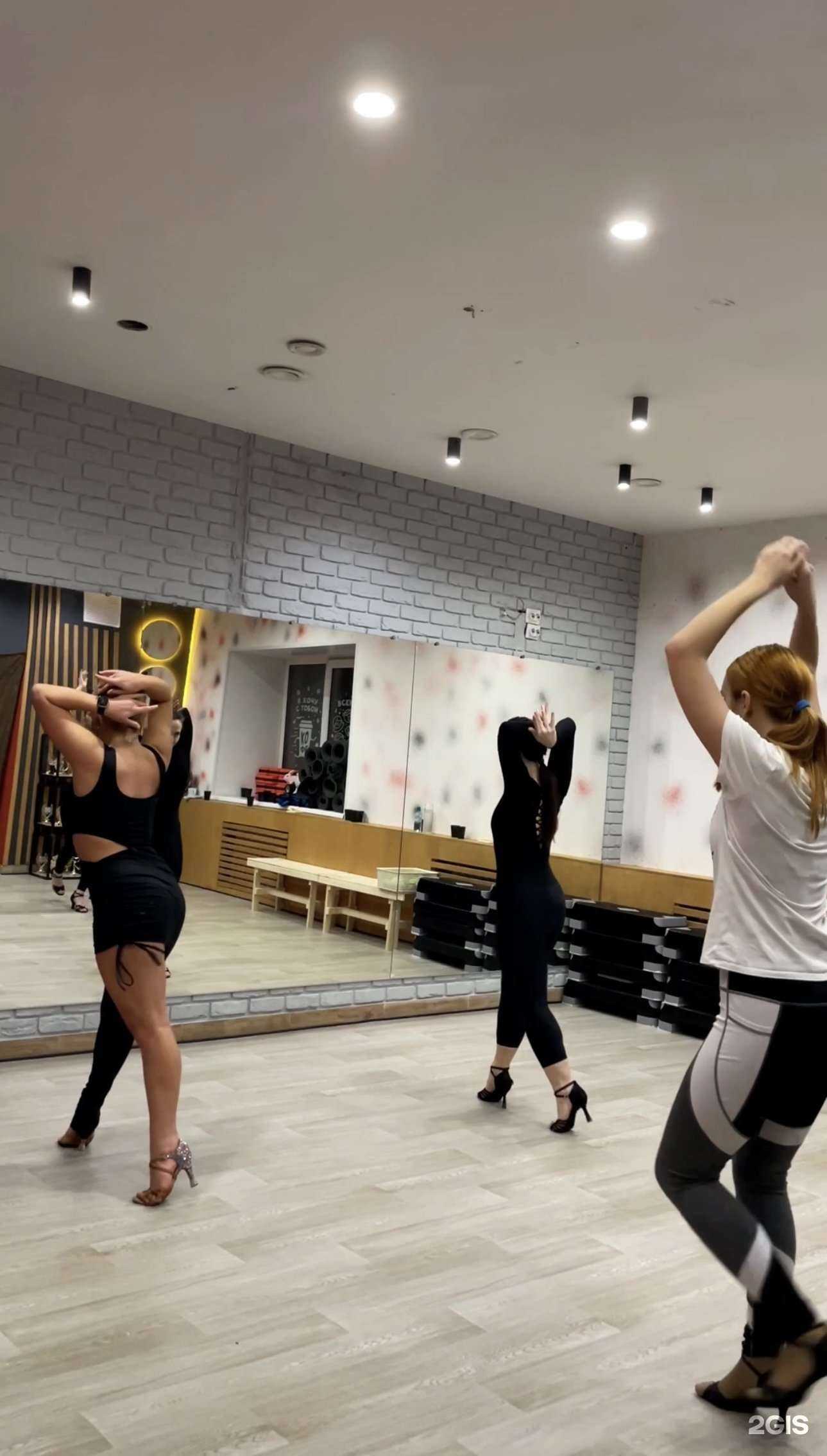 Отзывы на компанию Студия танцев в г. Сургут c фото