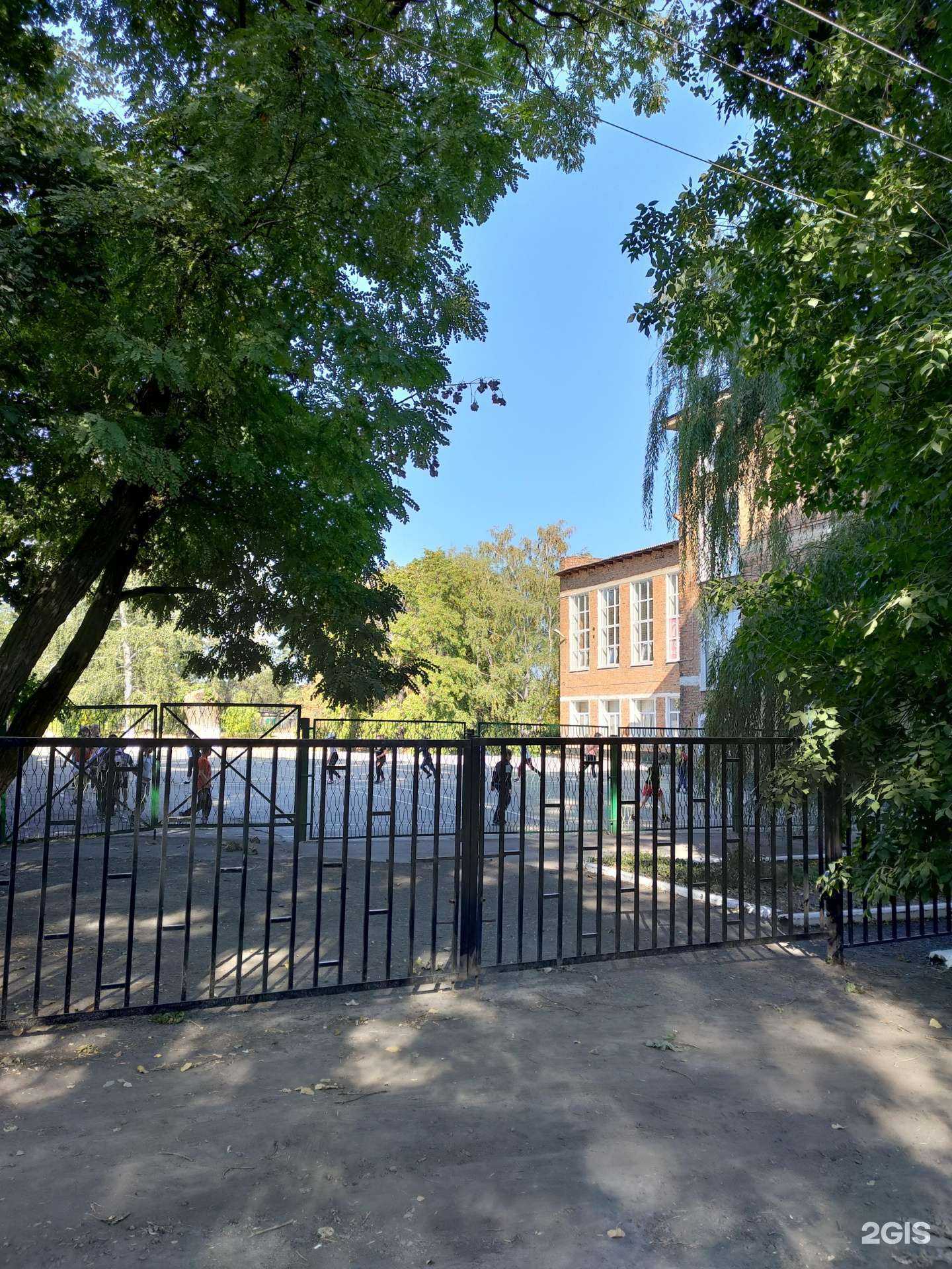 Отзывы на компанию Средняя школа №25 в Новошахтинске c фото