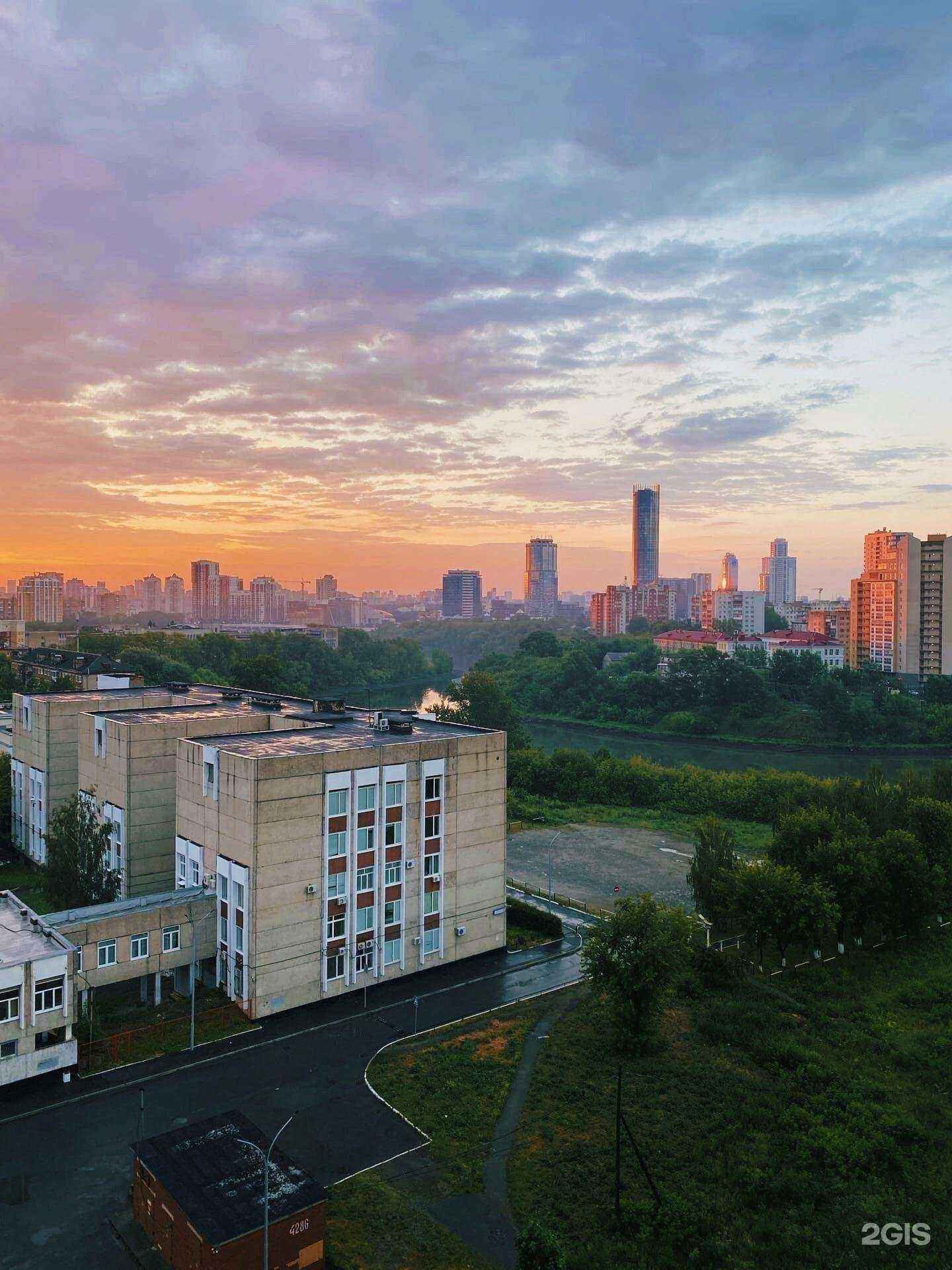 Отзывы на компанию Уральский государственный юридический университет им. В.Ф. Яковлева в Екатеринбурге c фото