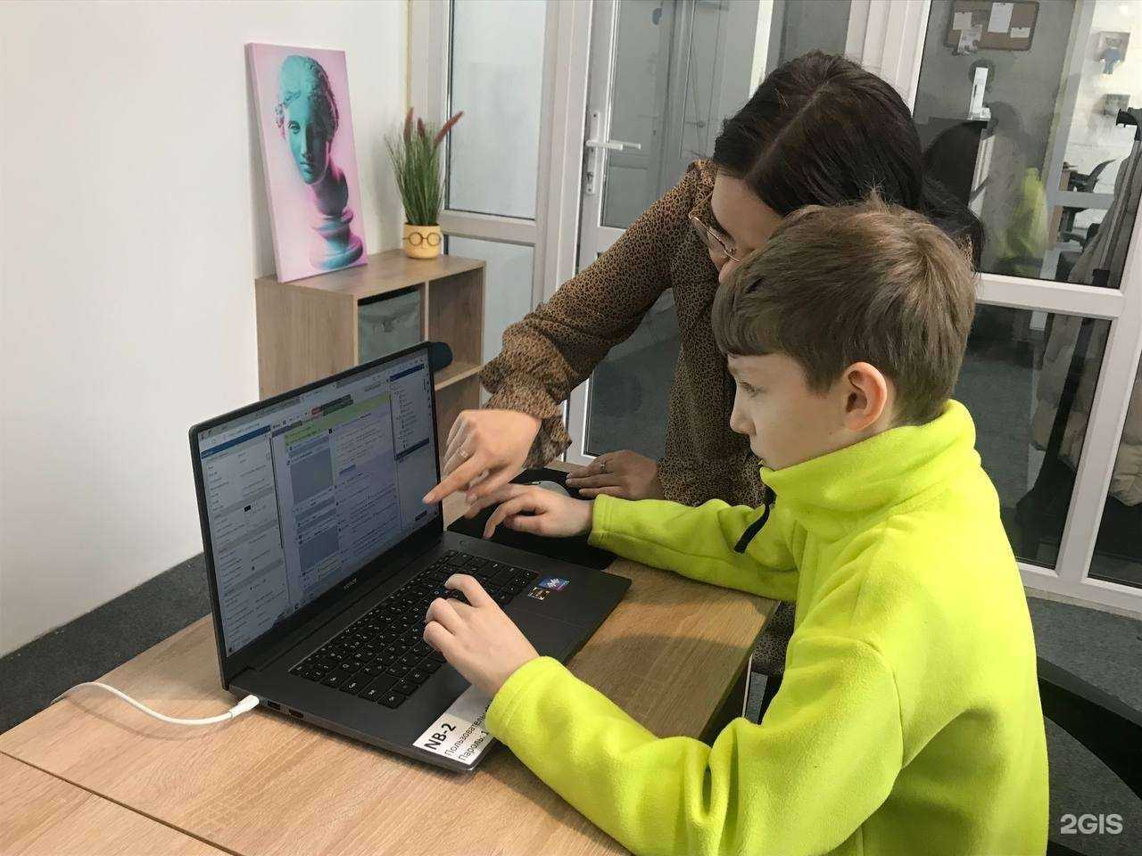 Отзывы на компанию Программист в г. Тюмень c фото