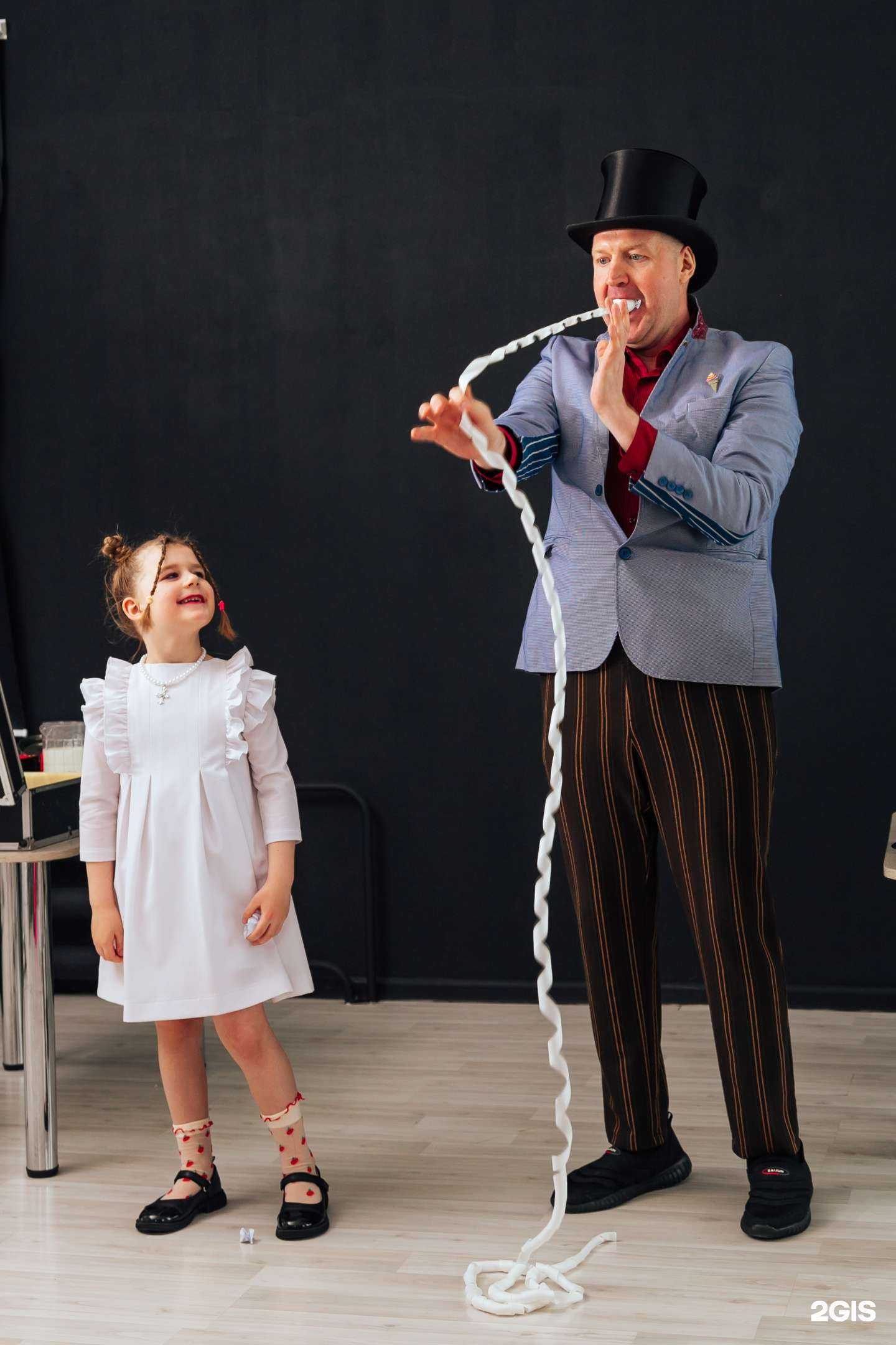 Отзывы на компанию Фокусник и научное шоу в Бийске c фото