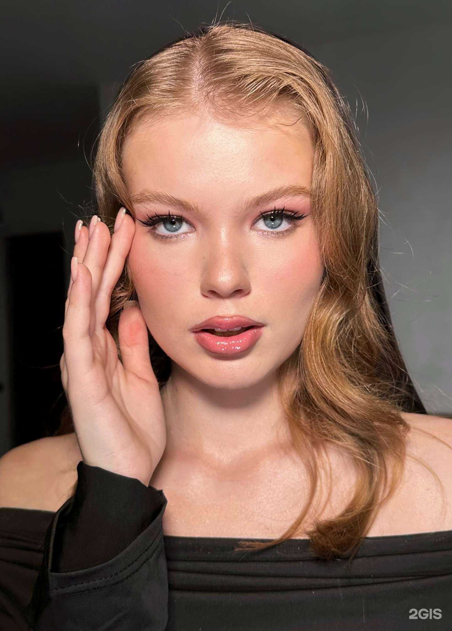 Отзывы на компанию Школа макияжа в Челябинске c фото