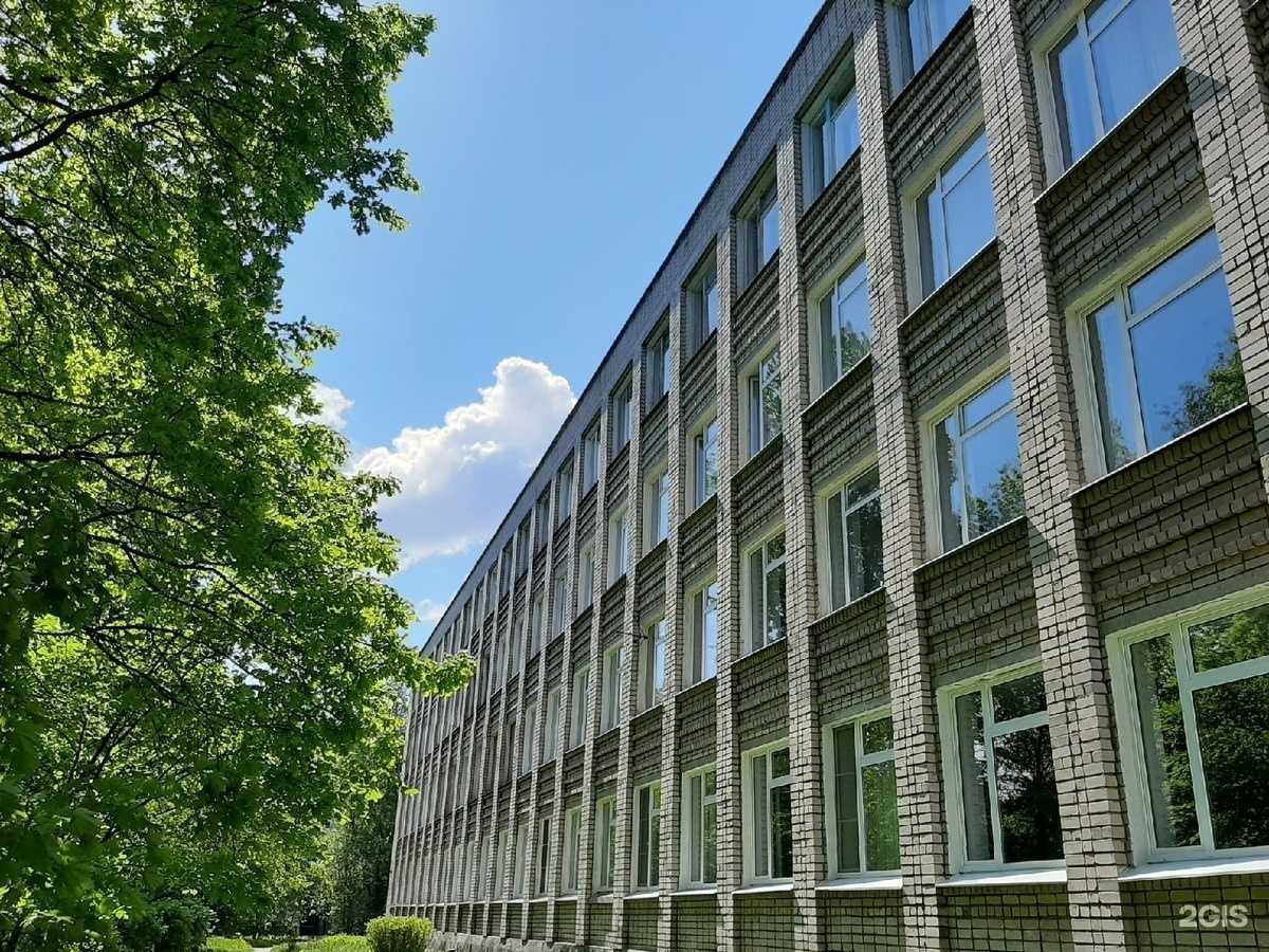 Отзывы на компанию Средняя школа №10 в Великом Новгороде c фото