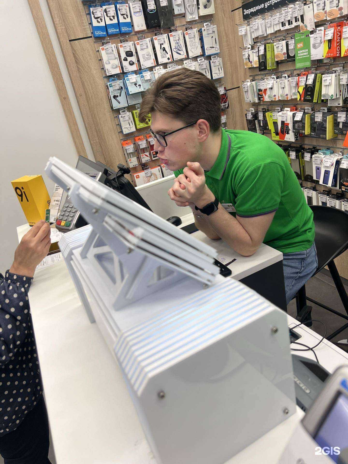 Отзывы на компанию МегаФон-Yota в г. Екатеринбург c фото