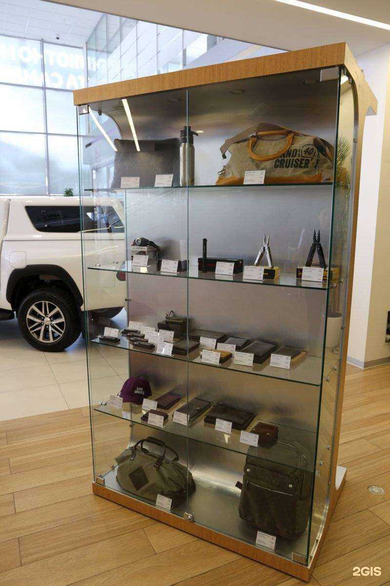 Отзывы на компанию Тойота Центр Владивосток в Владивостоке c фото