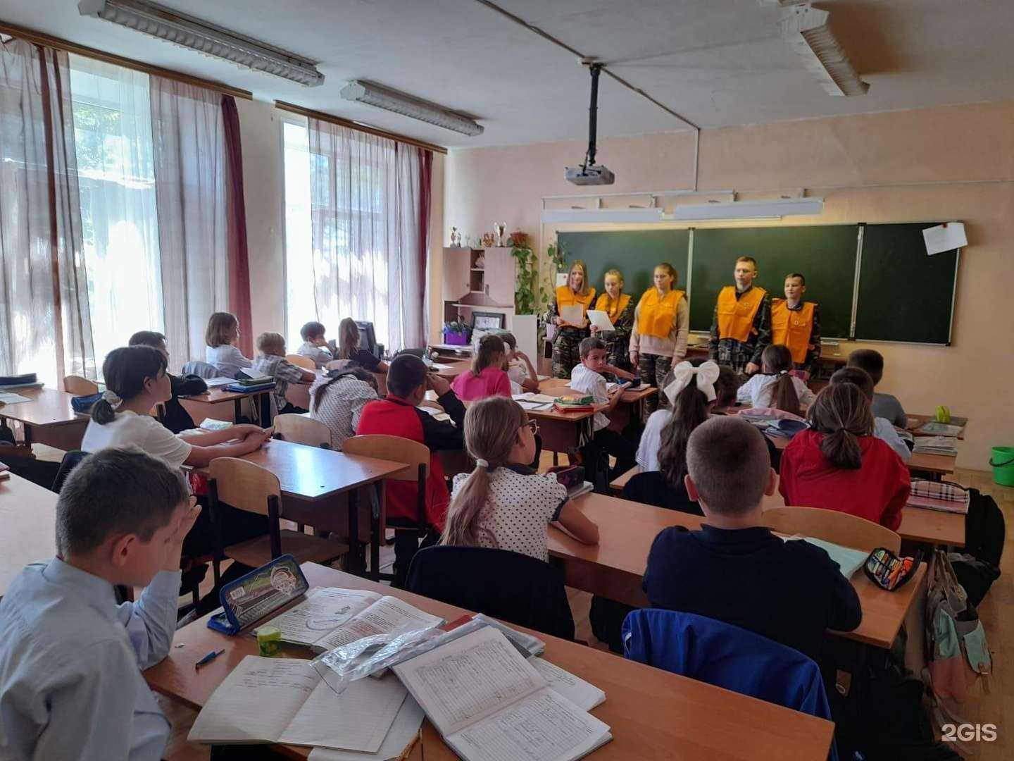 Отзывы на компанию Средняя школа №15 в Волжском c фото