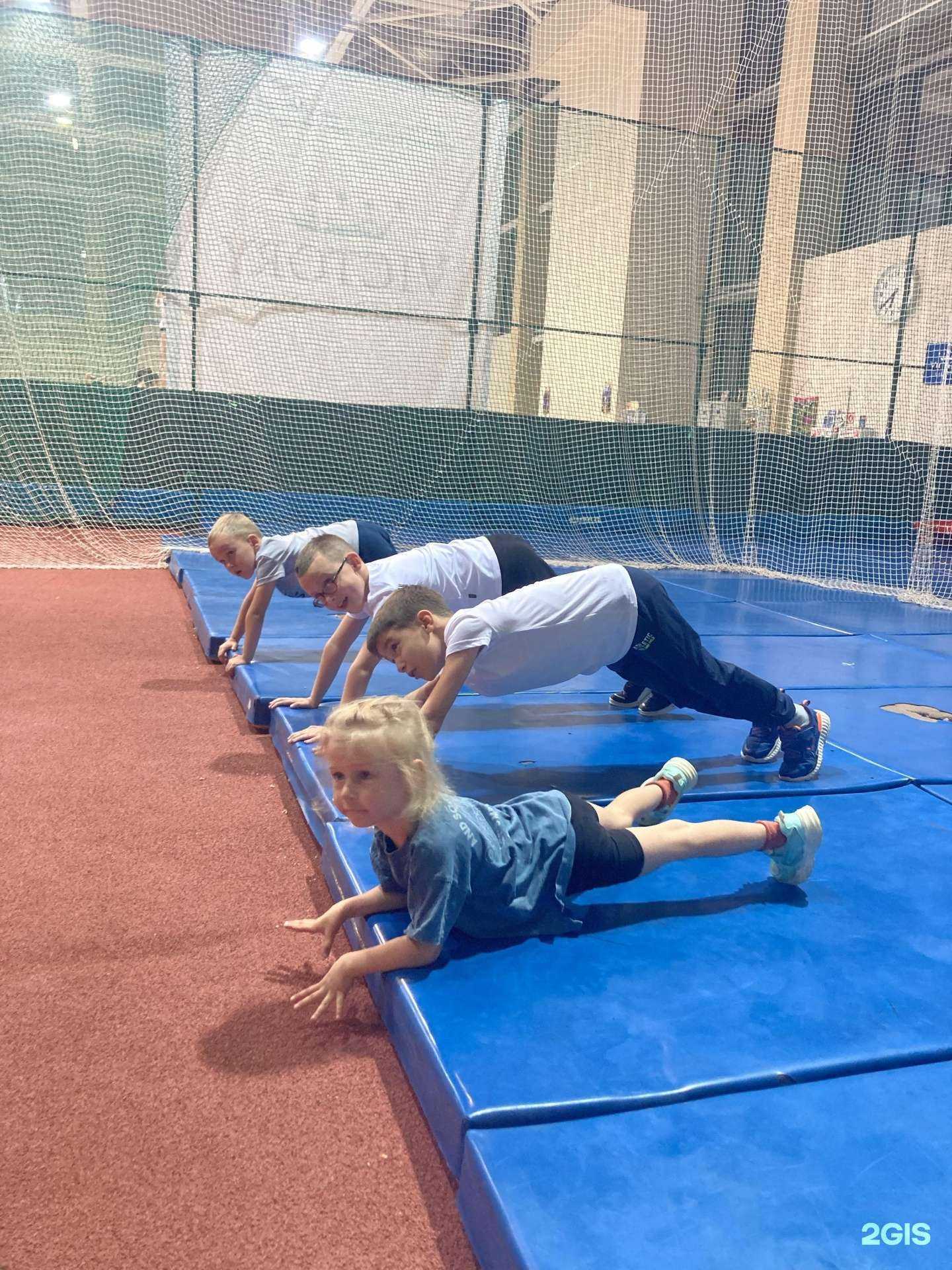 Отзывы на компанию Школа общей физической подготовки в Тюмени c фото