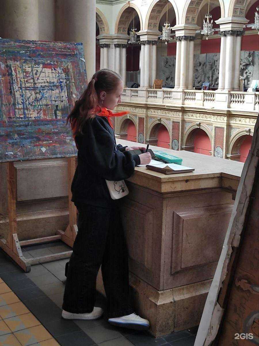 Отзывы на компанию Екатеринбургская детская художественная школа №3 им. А.И. Корзухина в Екатеринбурге c фото