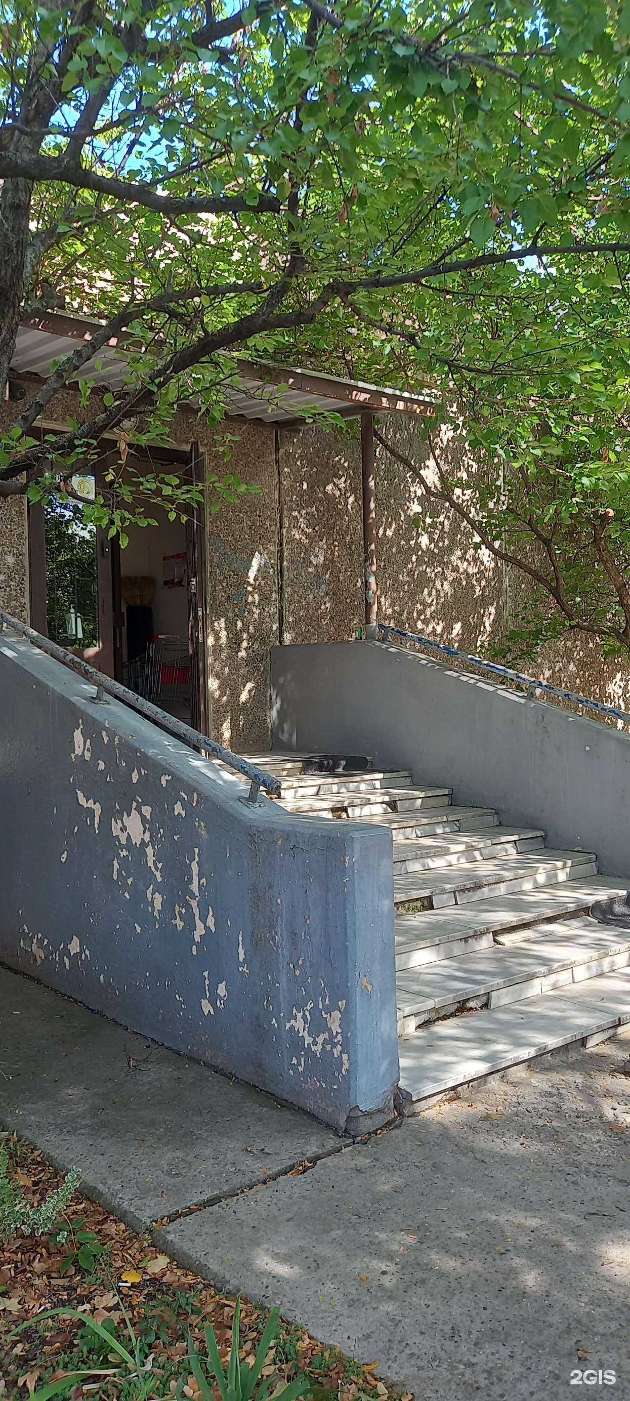 Отзывы на компанию Клиническая больница скорой медицинской помощи г. Краснодара в Краснодаре c фото