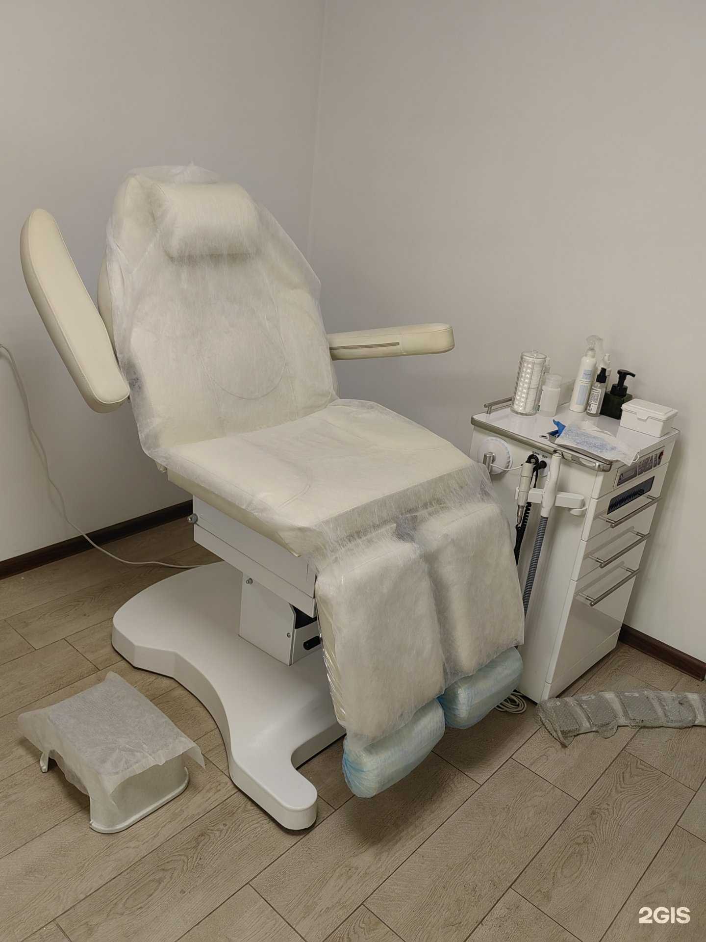 Отзывы на компанию Кабинет подологии, педикюра и маникюра в Краснодаре c фото