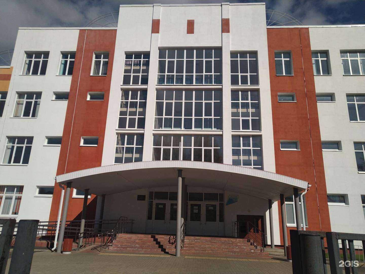 Отзывы на компанию Средняя школа №4 в г. Рыбинск c фото