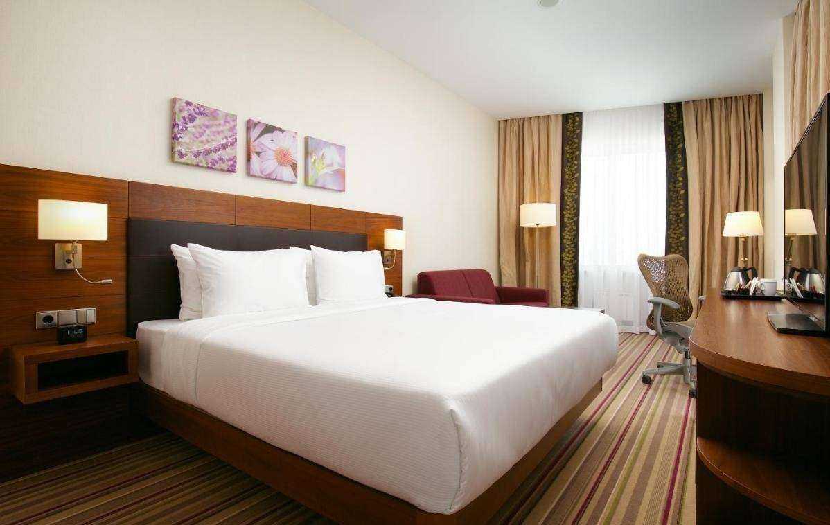 Отзывы на компанию Hilton Garden Inn Volgograd в Волгограде c фото
