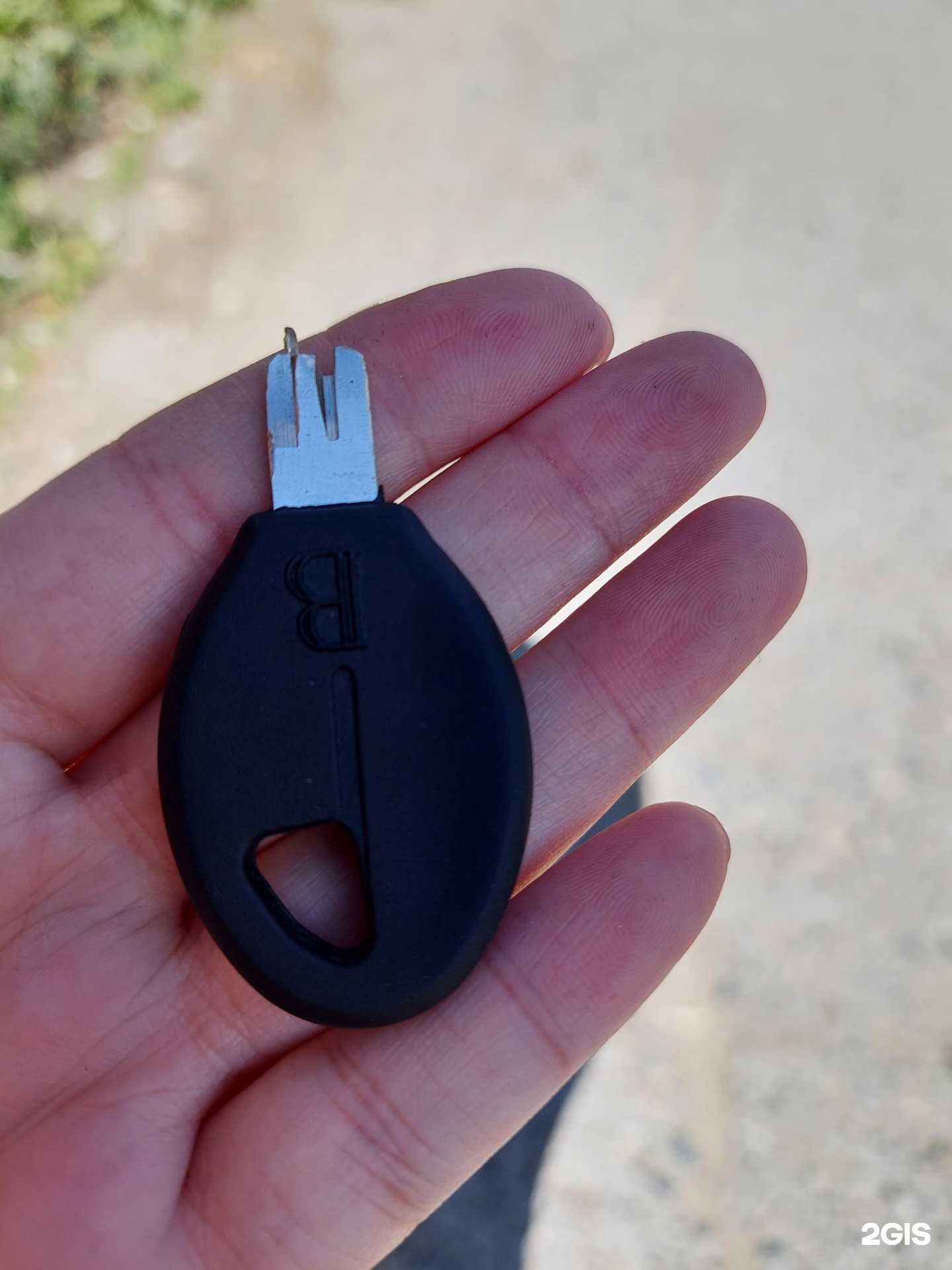 Отзывы на компанию Киоск по ремонту обуви и изготовлению ключей в Новосибирске c фото