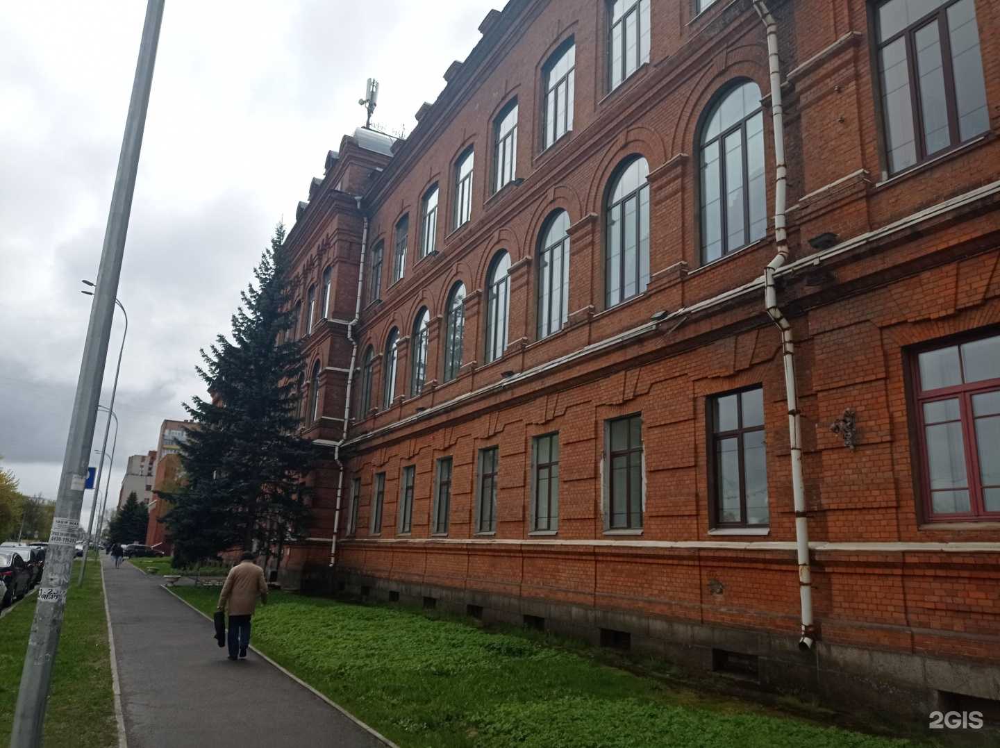 Отзывы на компанию Рыбинский государственный авиационный технический университет им. П.А. Соловьева в Рыбинске c фото