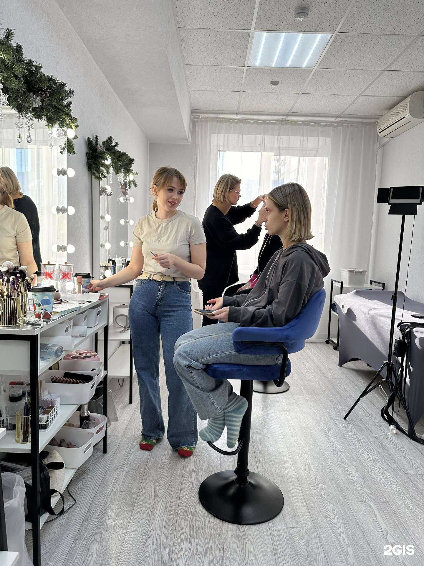 Отзывы на компанию Академия взгляда Аникиной Надежды в Тюмени c фото