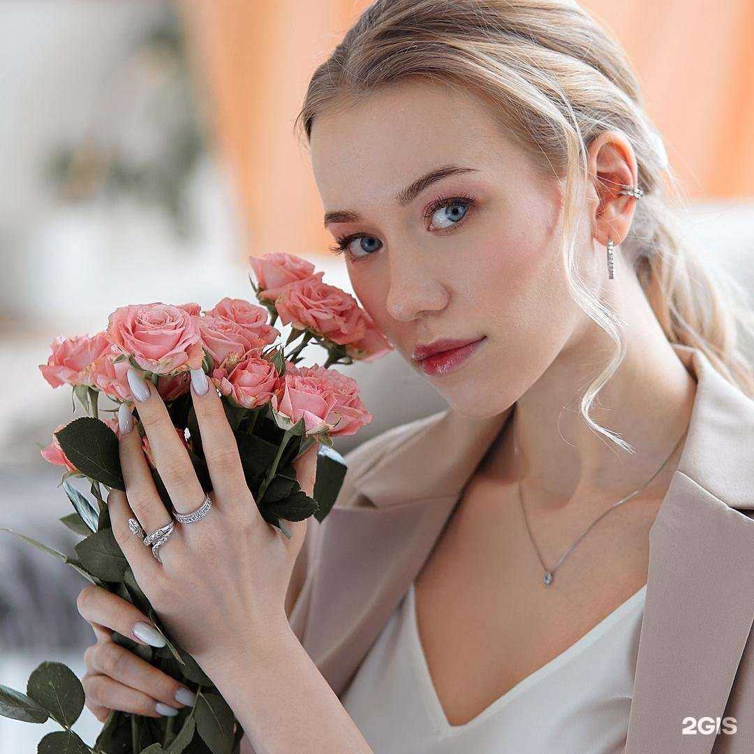 Отзывы на компанию Ювелир-Карат, ювелирный магазин в Великих Луках c фото