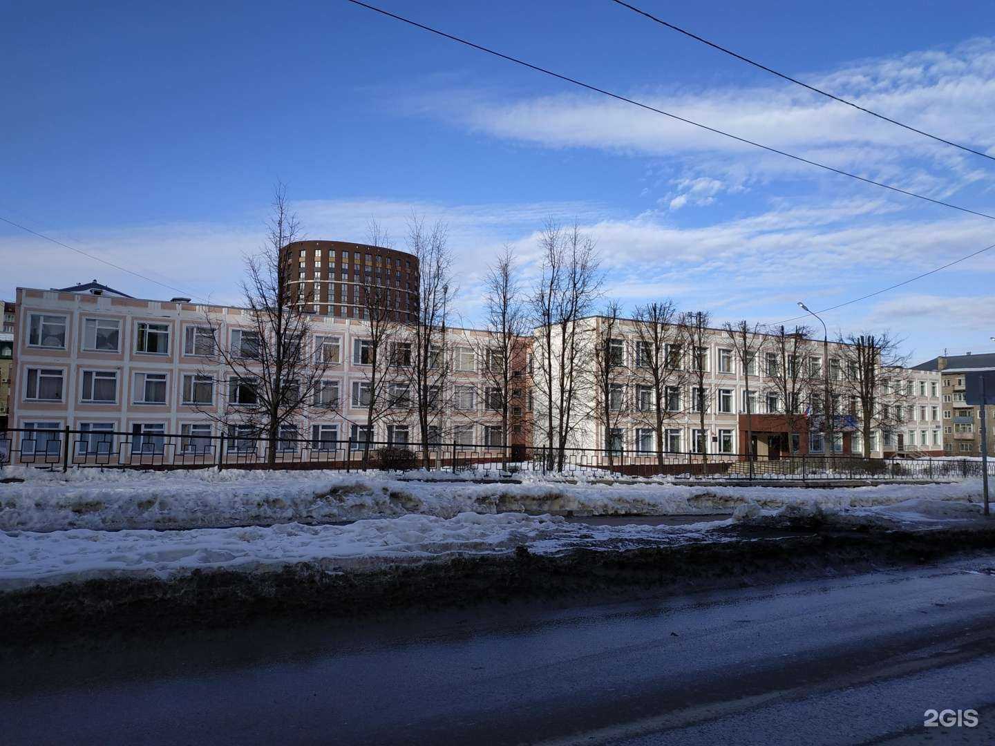 Отзывы на компанию Средняя школа №10 в Кирове c фото