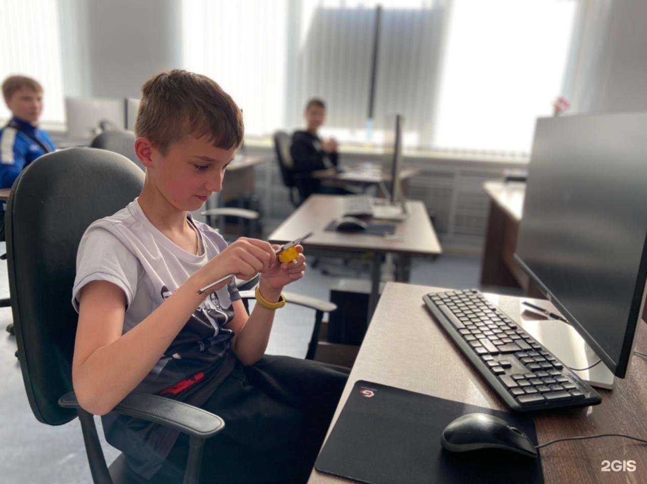 Отзывы на компанию Школа цифровых технологий в Подольске c фото