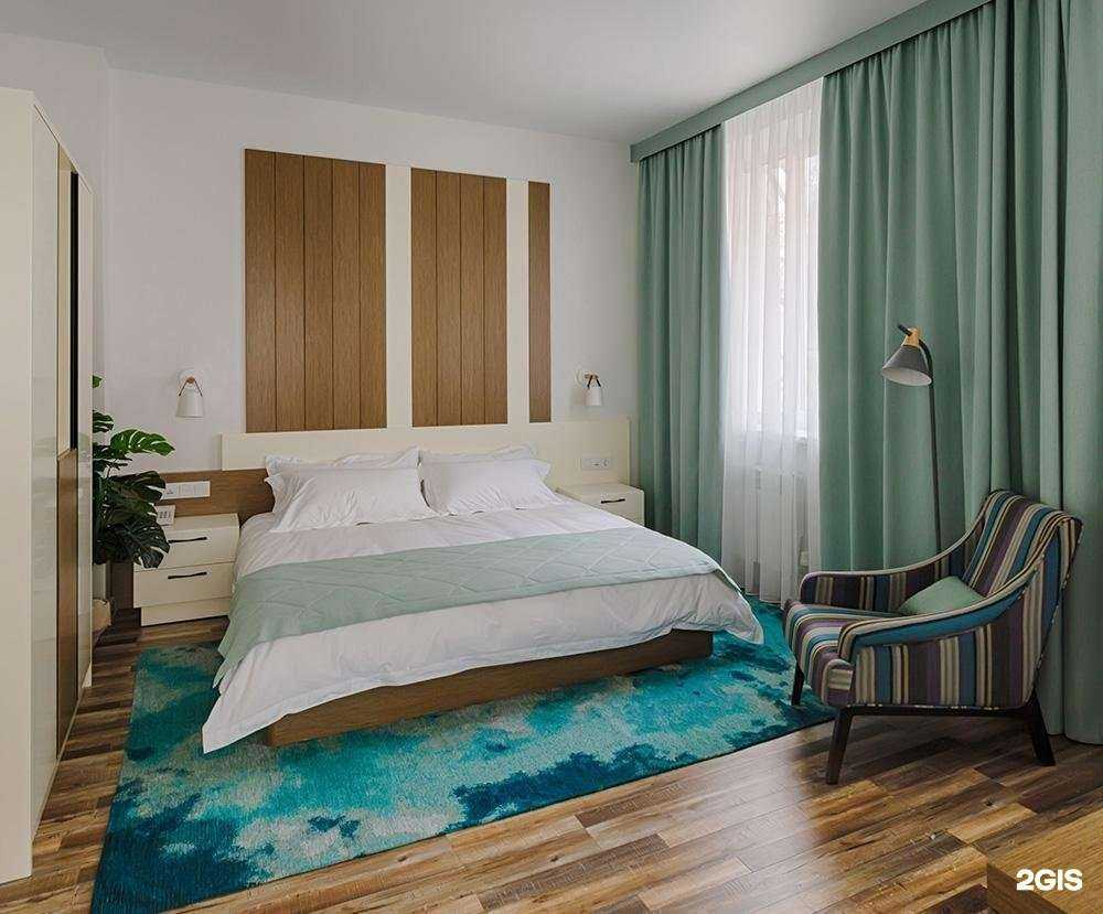 Отзывы на компанию Nine rooms hotel в Владивостоке c фото