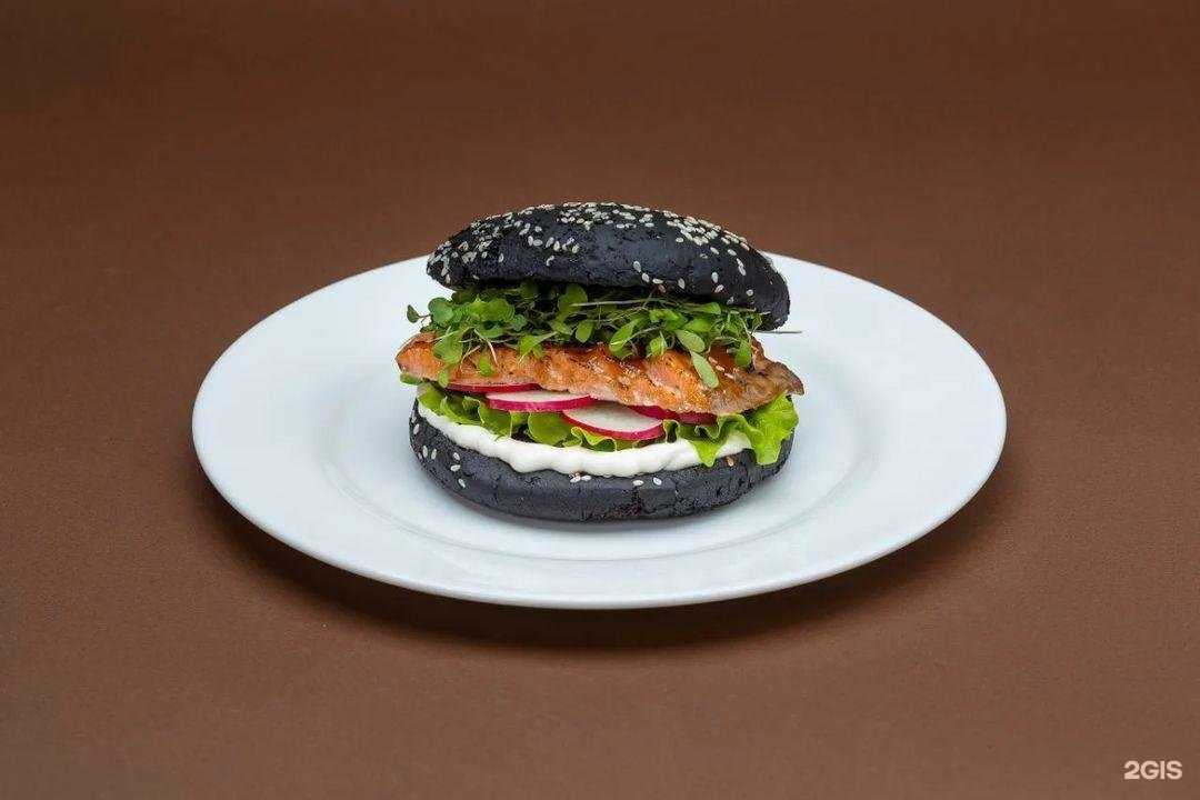 Отзывы на компанию Burger&Pastry в Владивостоке c фото