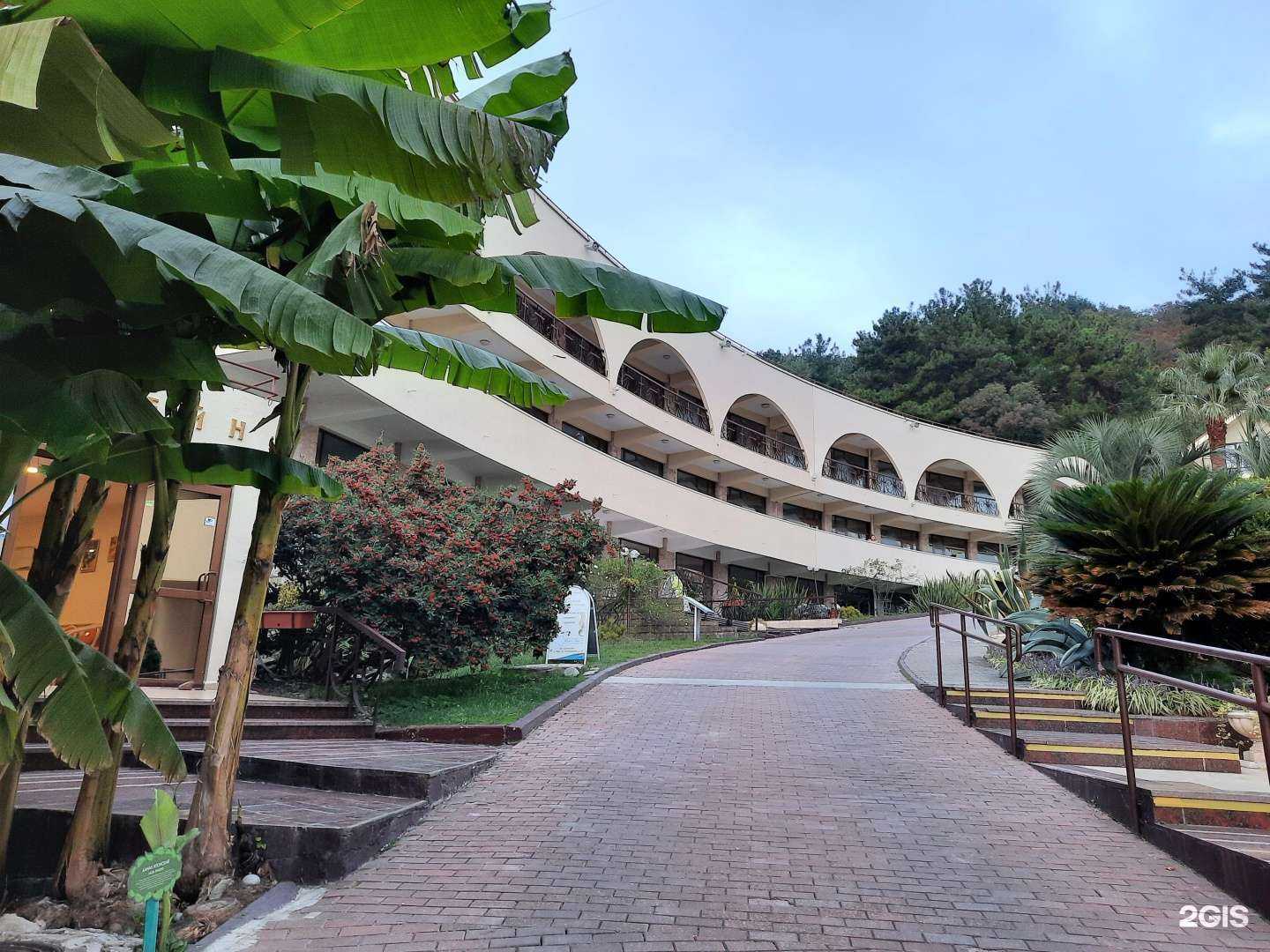 Отзывы на компанию Крытый бассейн в Сочи c фото