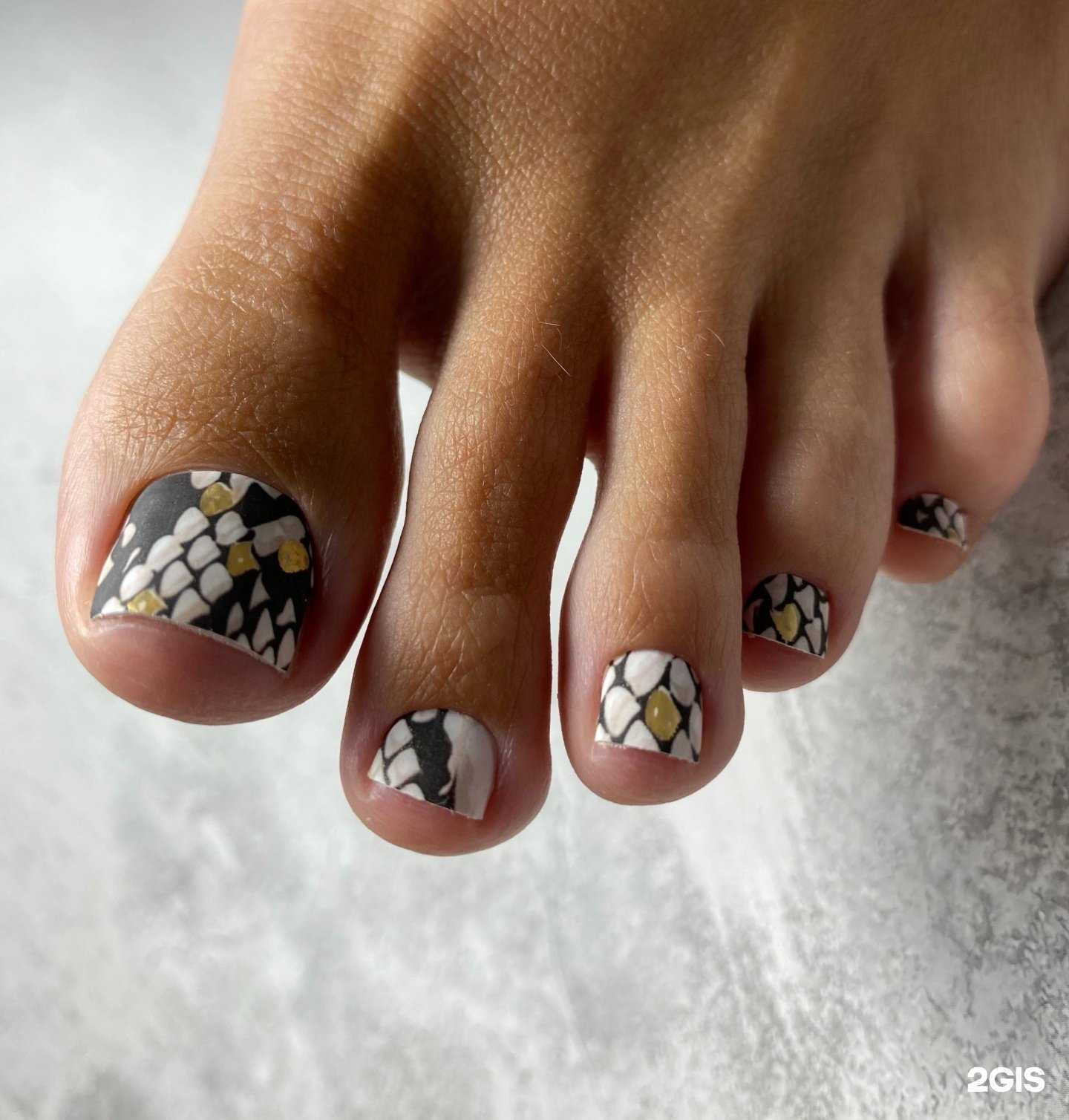 Отзывы на компанию Студия ногтевого сервиса в г. Оренбург c фото
