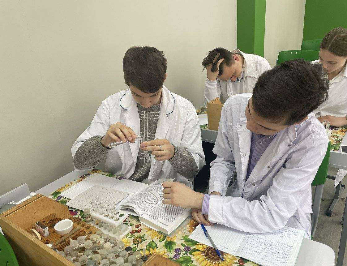 Отзывы на компанию Лицей им. Баженова А.Г. в г. Черногорск c фото