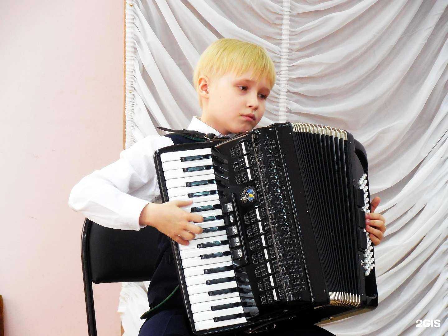 Отзывы на компанию Нововятская детская школа искусств в г. Киров c фото