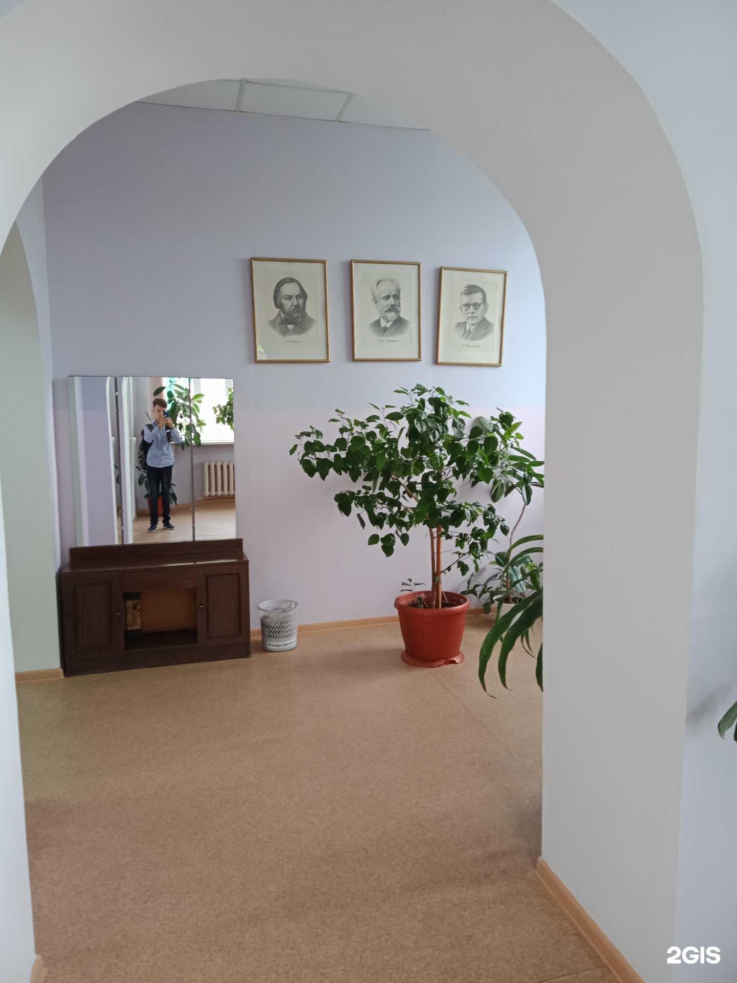 Отзывы на компанию Красноярский колледж искусств им. П.И. Иванова-Радкевича в Красноярске c фото