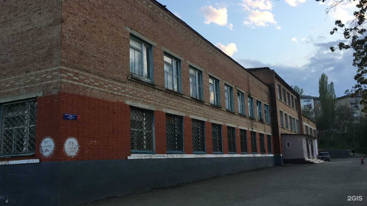 Отзывы на компанию Средняя общеобразовательная школа №6 в Буйнакске c фото