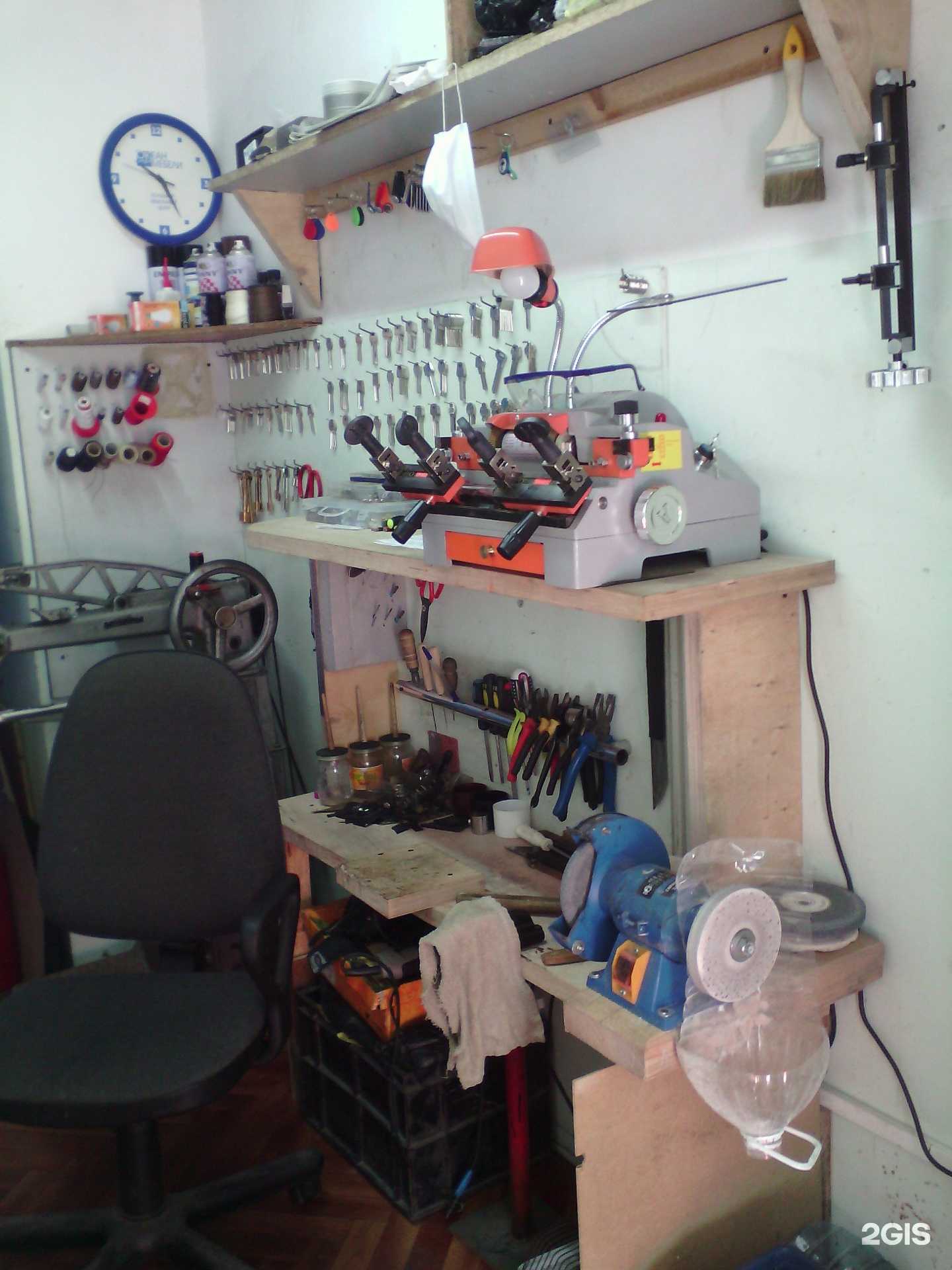 Отзывы на компанию Мастерская по ремонту обуви и изготовлению ключей в г. Саратов c фото