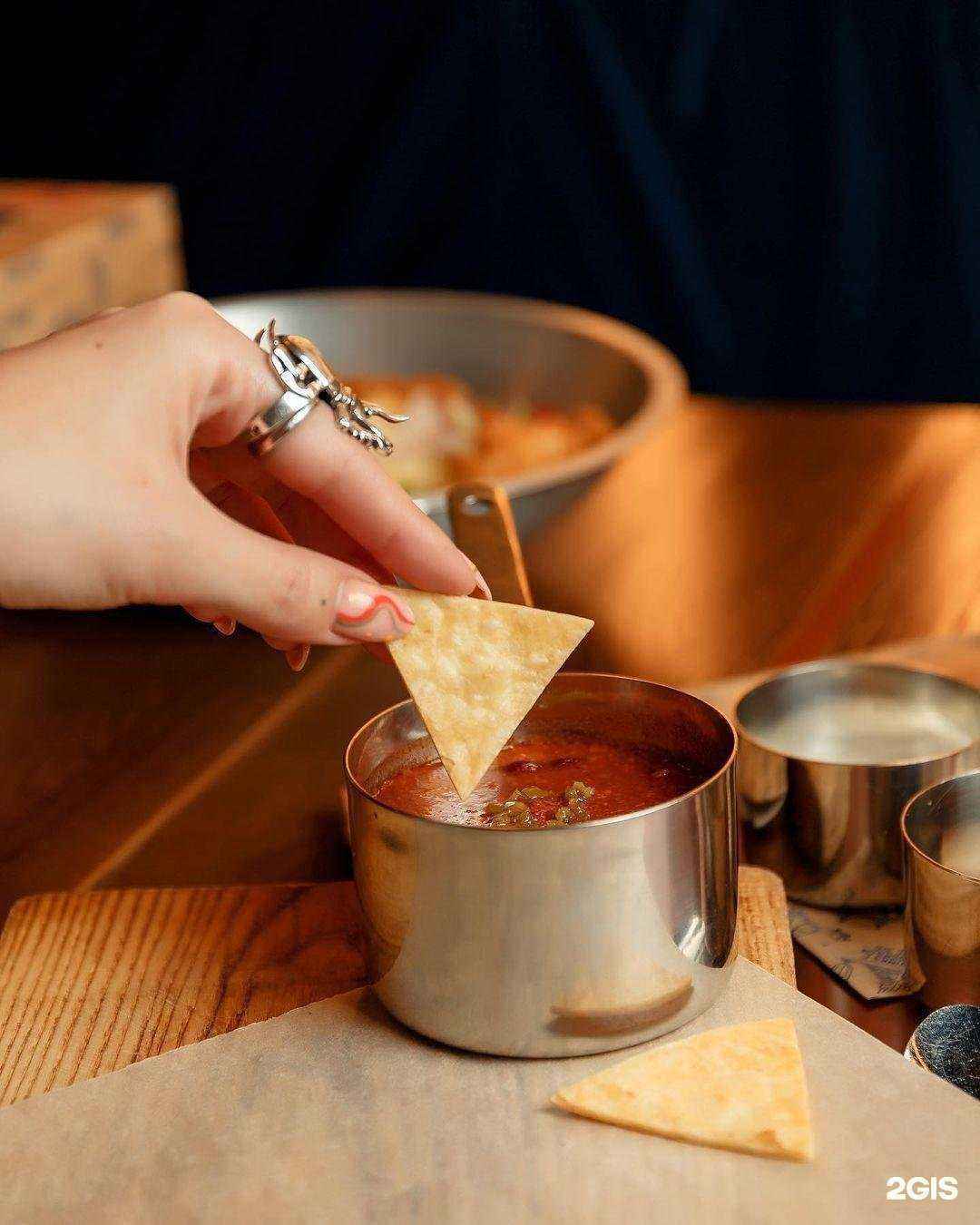 Отзывы на компанию DRINKS & BURGERS в г. Владивосток c фото