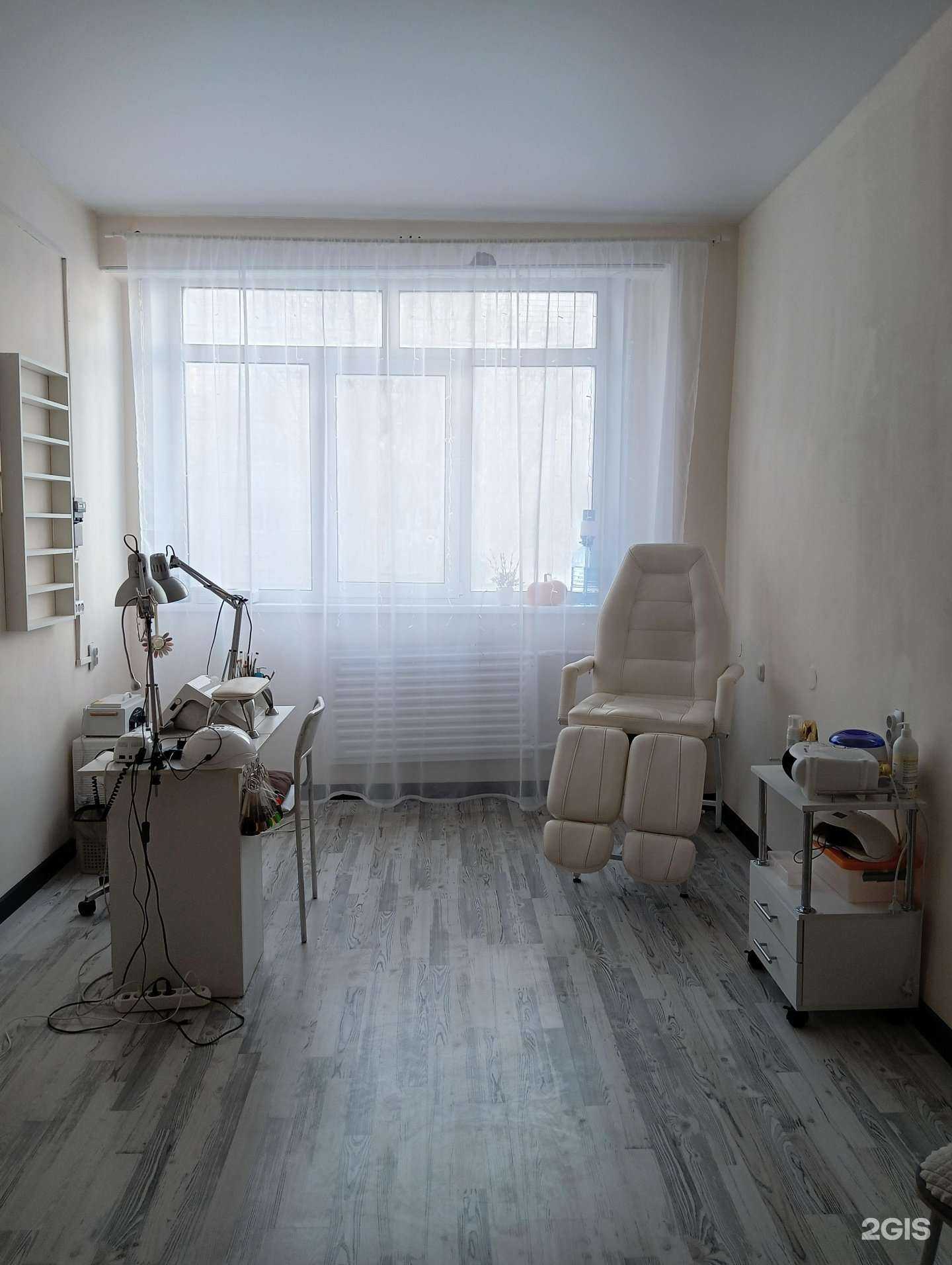 Отзывы на компанию Студия маникюра в Барнауле c фото