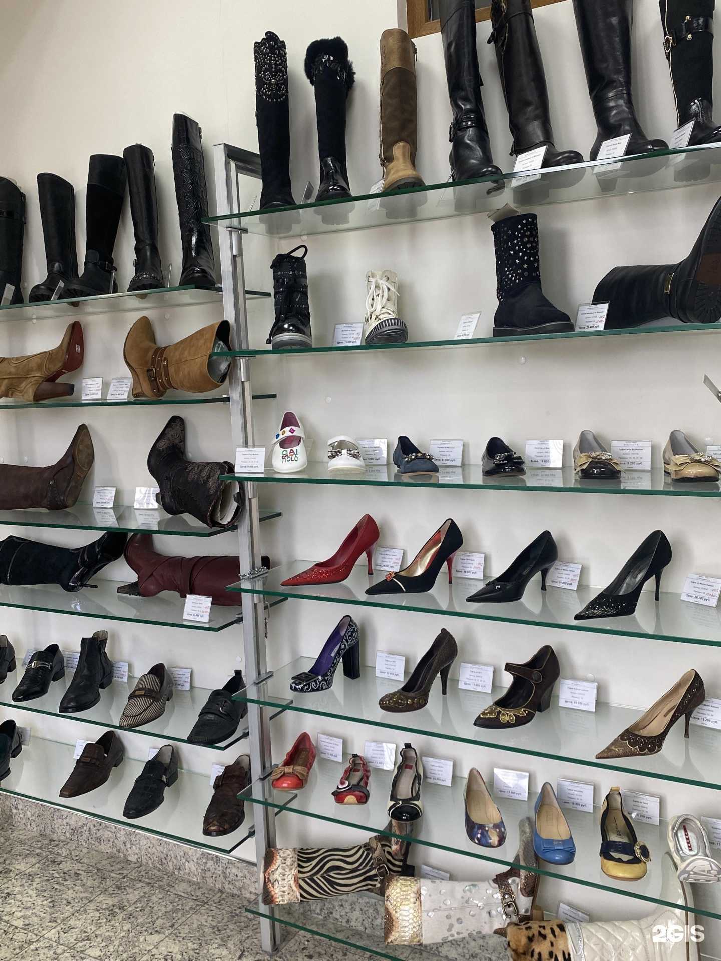 Отзывы на компанию Магазин итальянских тканей, швейной фурнитуры и обуви в Краснодаре c фото