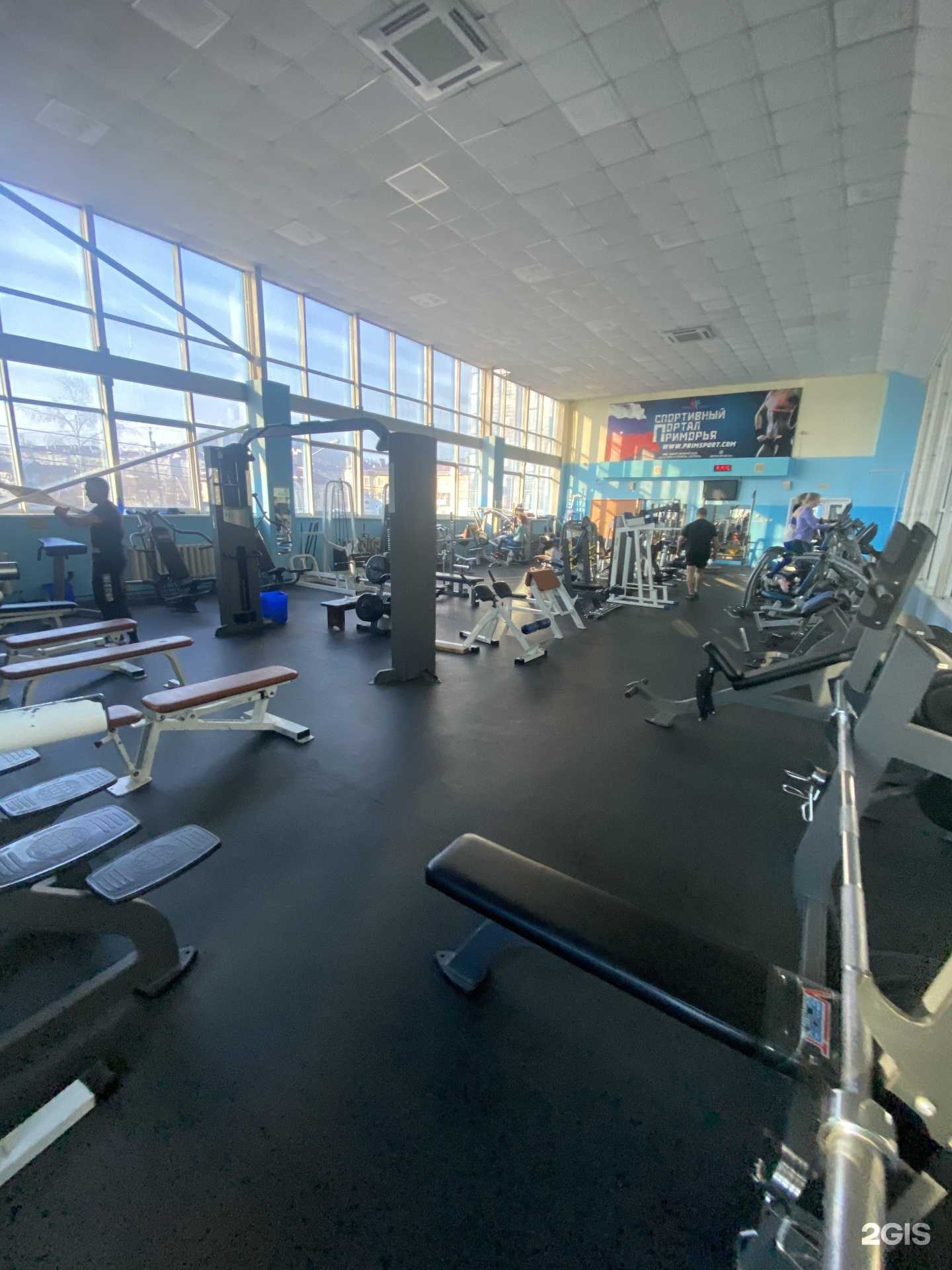 Отзывы на компанию Центр физической культуры и спорта г. Артема в г. Артём c фото
