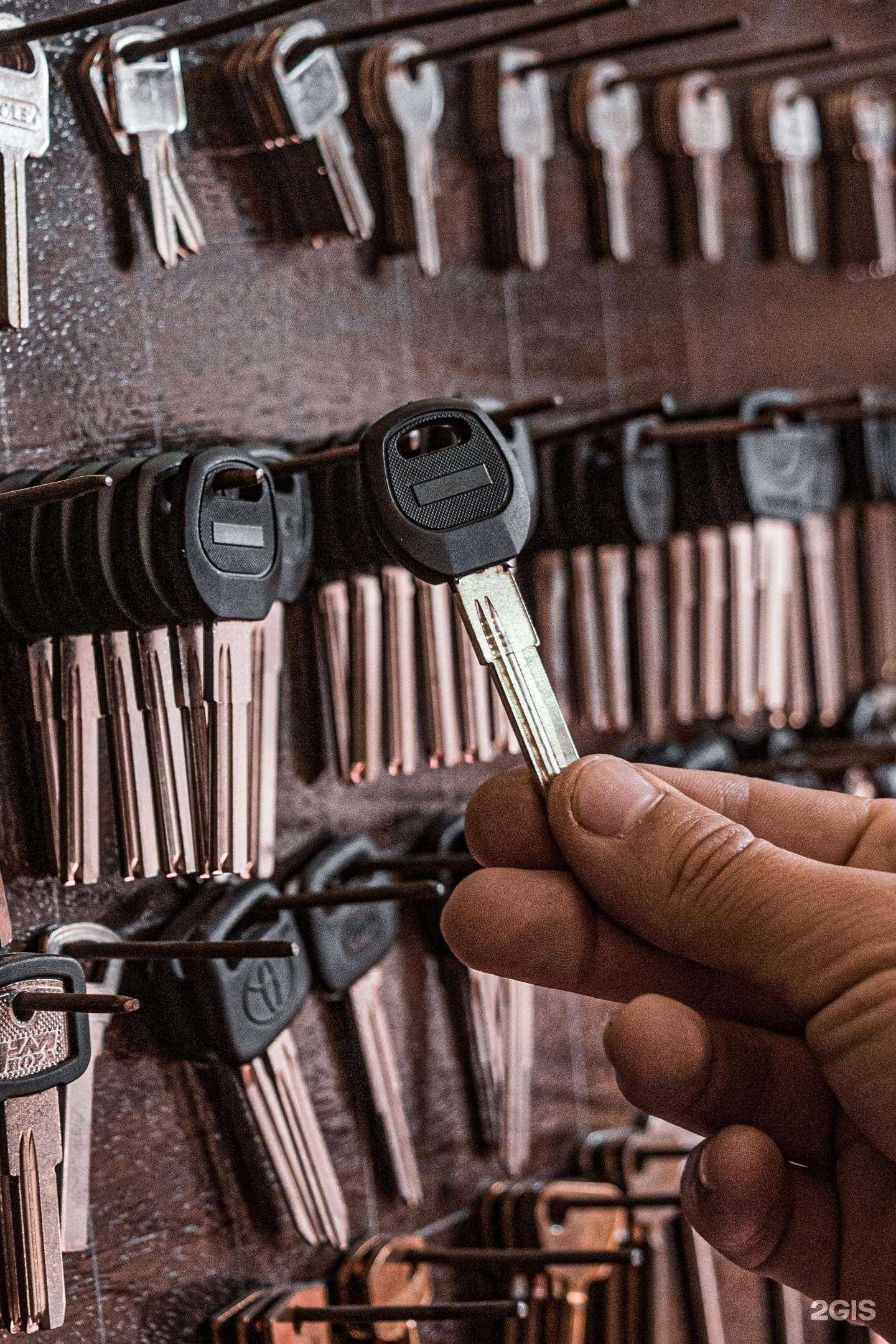 Отзывы на компанию Киоск по ремонту обуви и изготовлению ключей в г. Красноярск c фото