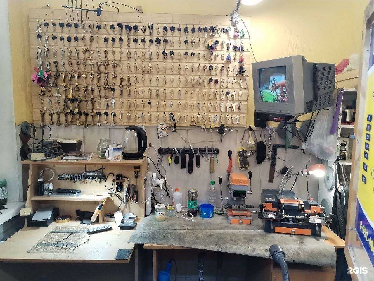 Отзывы на компанию Мастерская по ремонту обуви и изготовлению ключей в Омске c фото