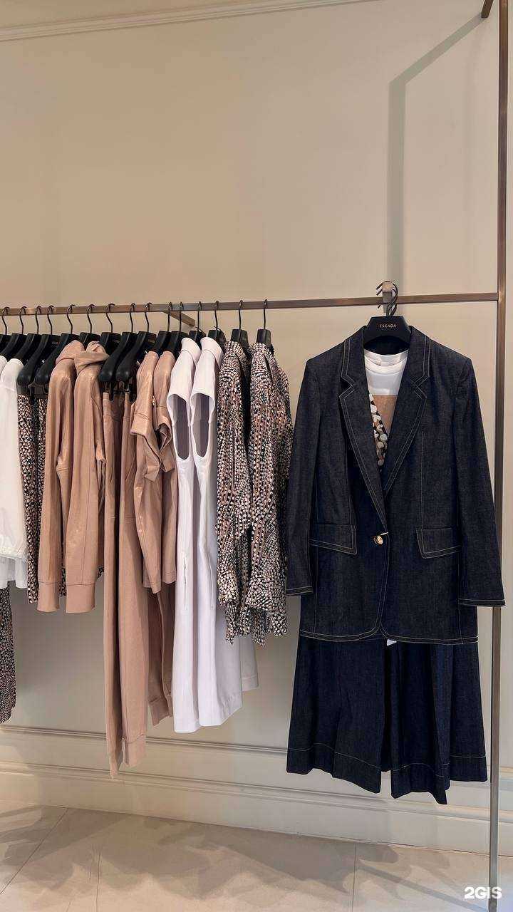 Отзывы на компанию Escada в Тюмени c фото