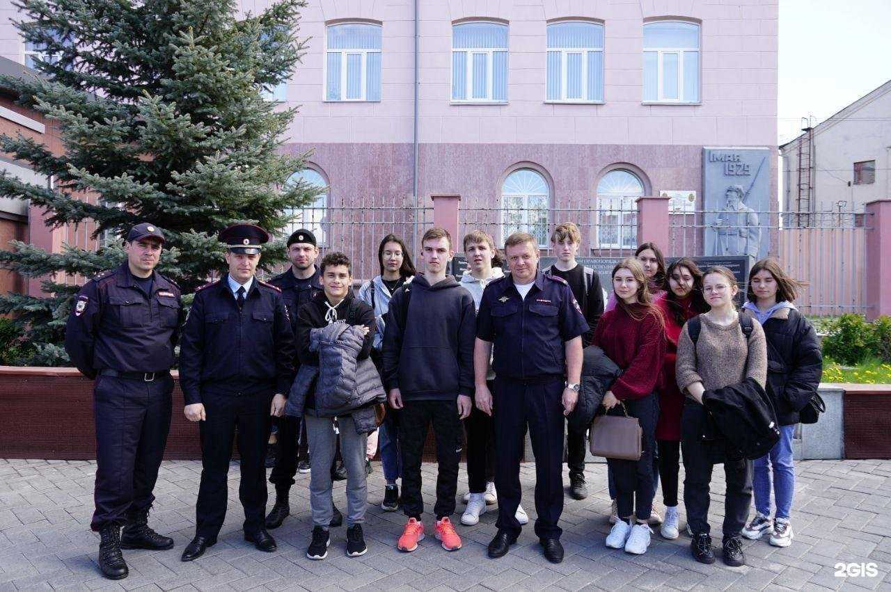 Отзывы на компанию Уральская высшая школа (институт) общественных наук в Магнитогорске c фото