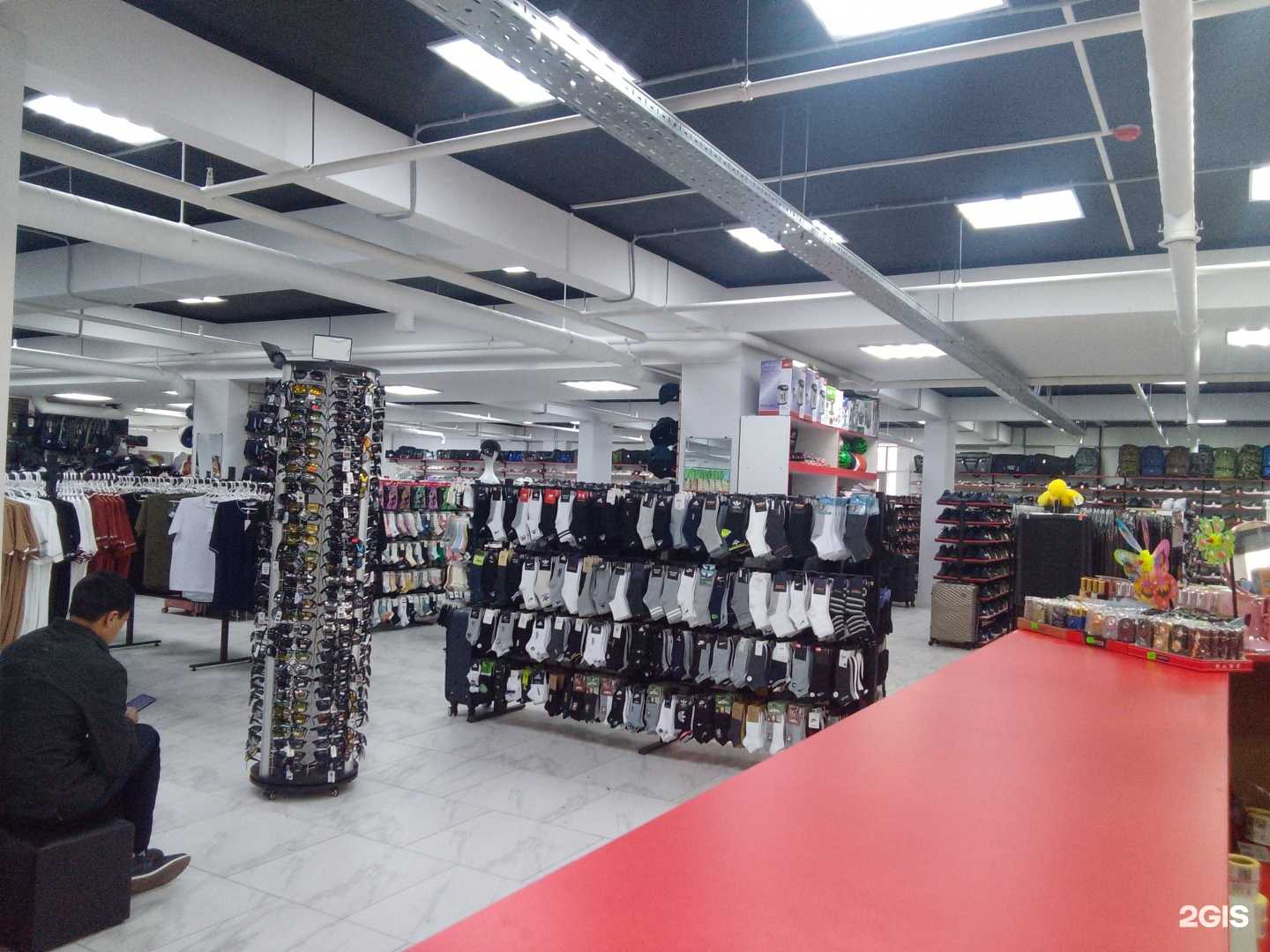 Отзывы на компанию Магазин одежды и обуви в г. Красноярск c фото