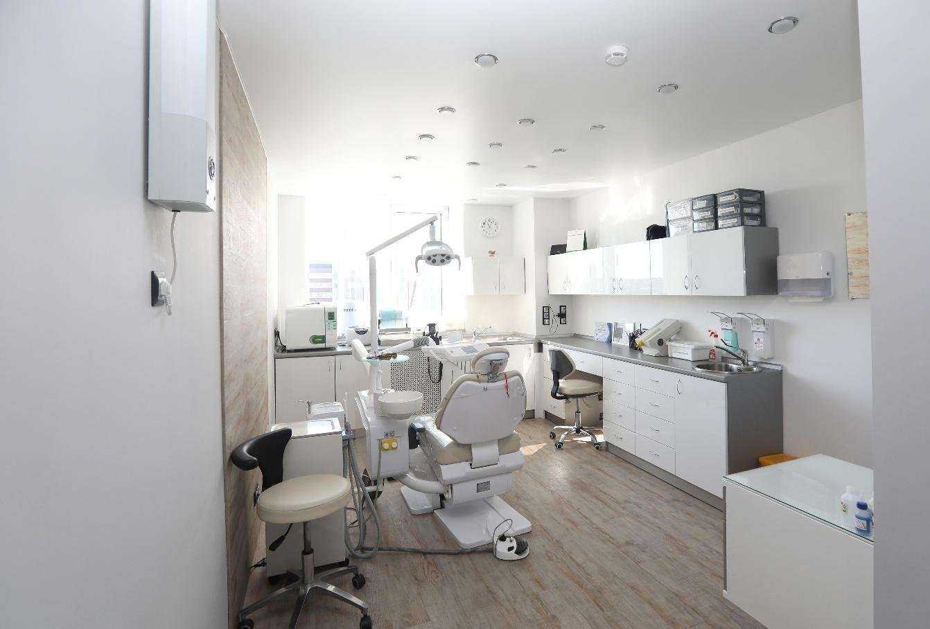 Отзывы на компанию Доктор Фролов в Владивостоке c фото