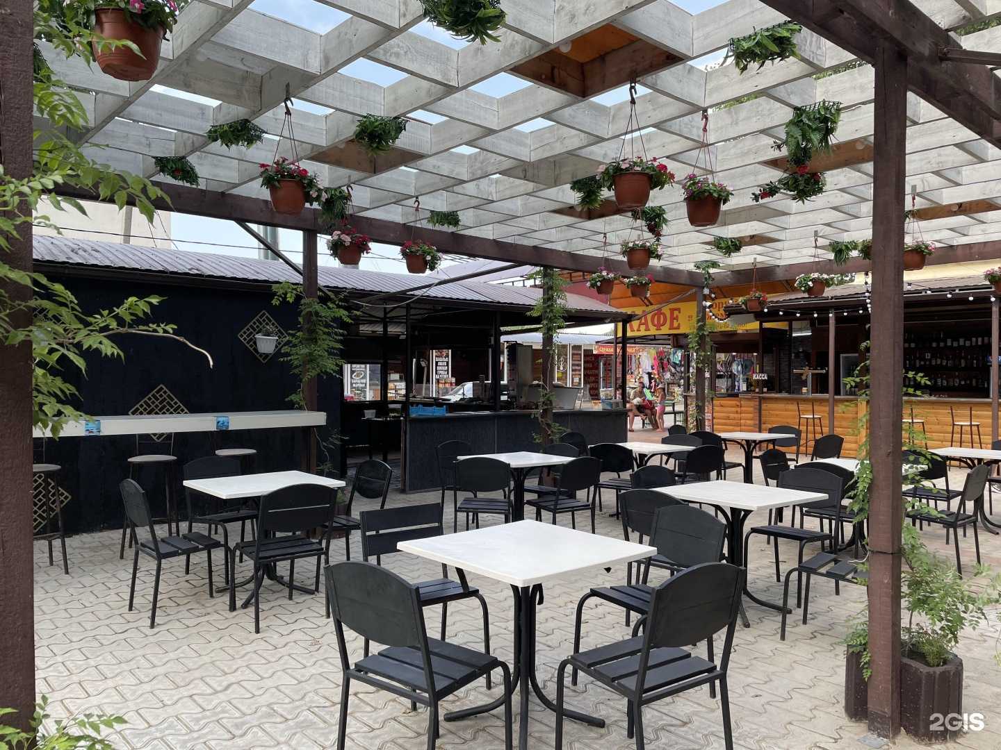 Отзывы на компанию Дворик в Джемете в г. Анапа c фото